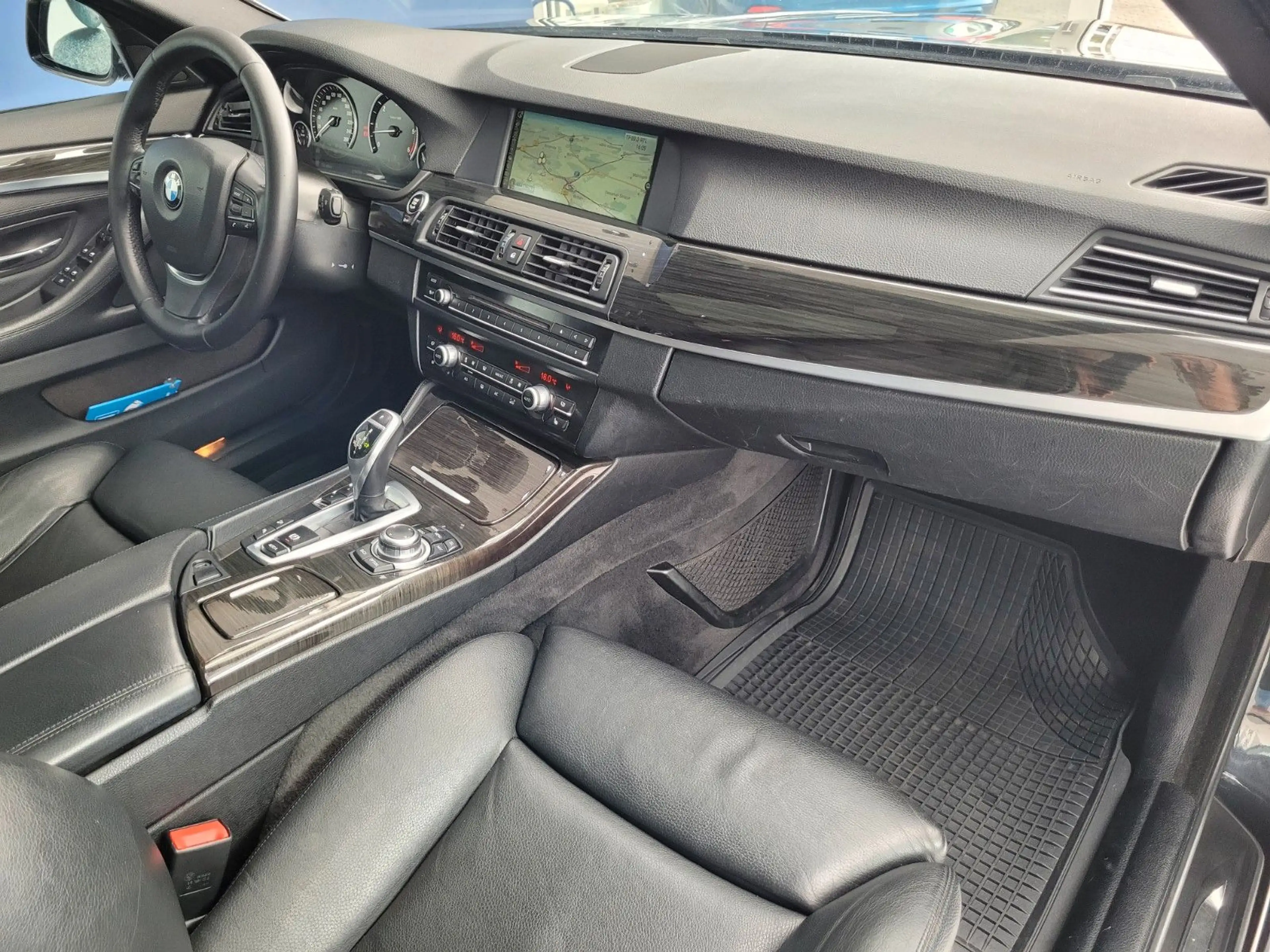 BMW 535 d SAG xDrive Komforts./HuD/Stdhzg./SoftClose — photo 8