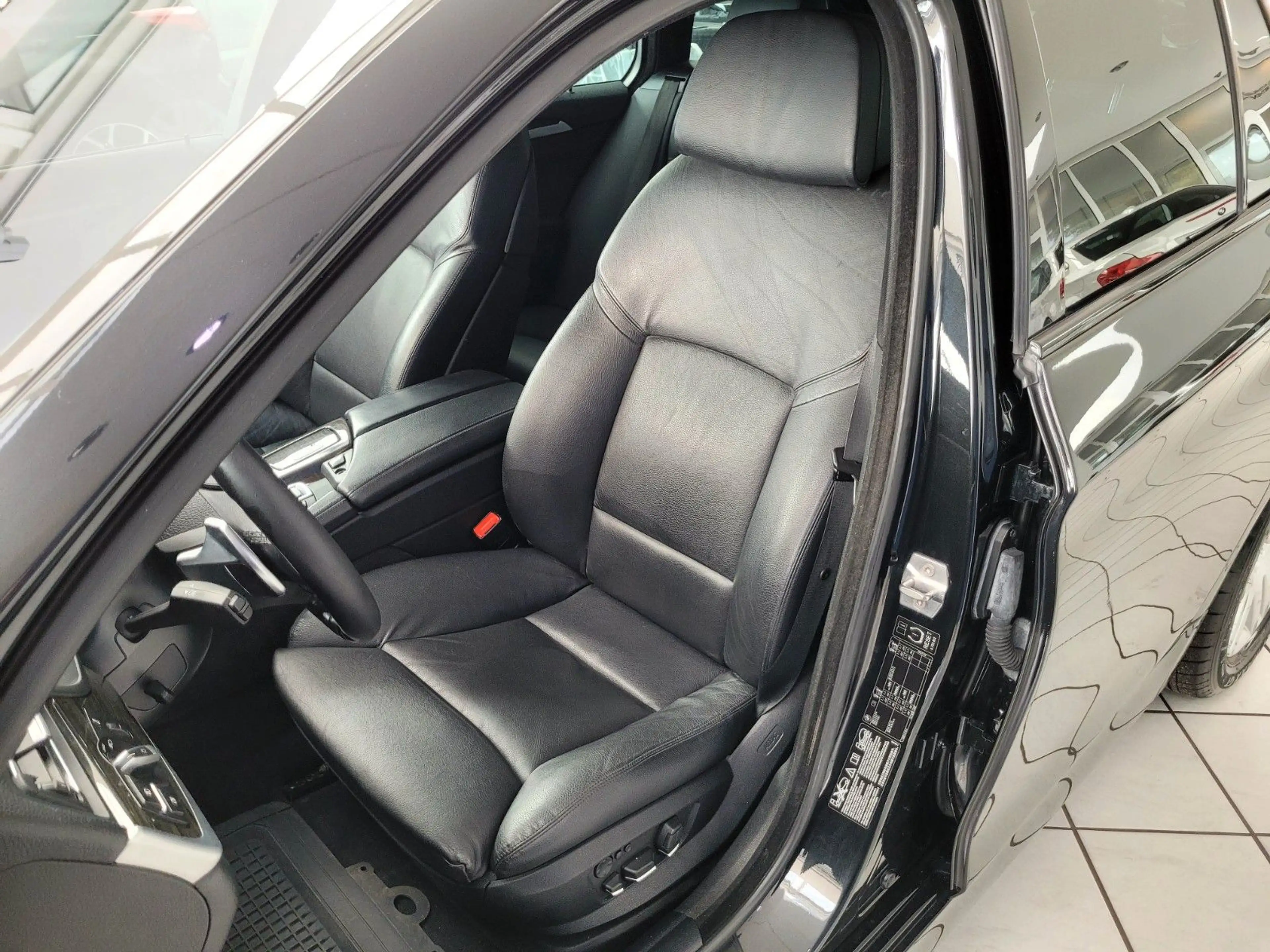 BMW 535 d SAG xDrive Komforts./HuD/Stdhzg./SoftClose — photo 19
