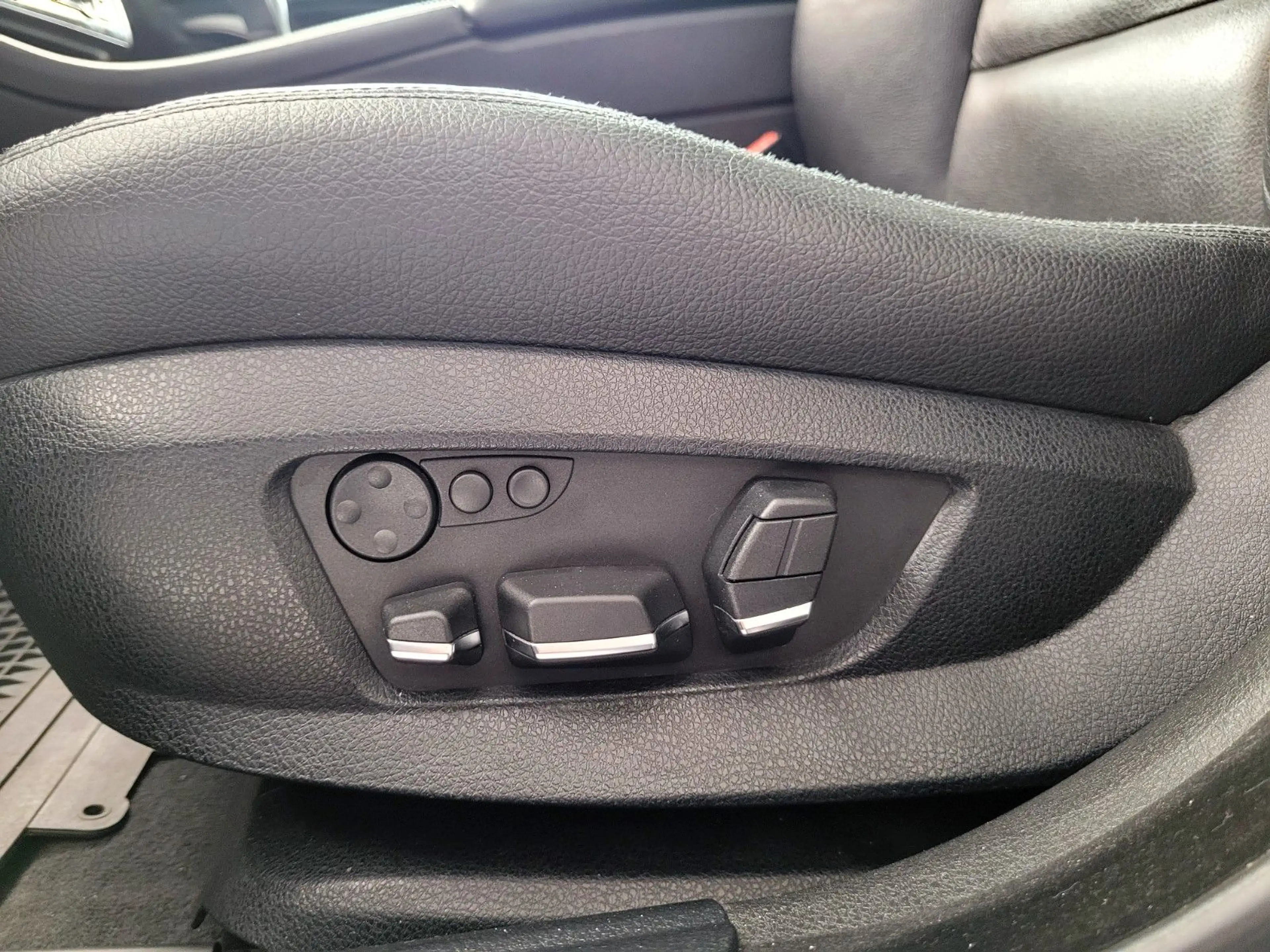 BMW 535 d SAG xDrive Komforts./HuD/Stdhzg./SoftClose — photo 20