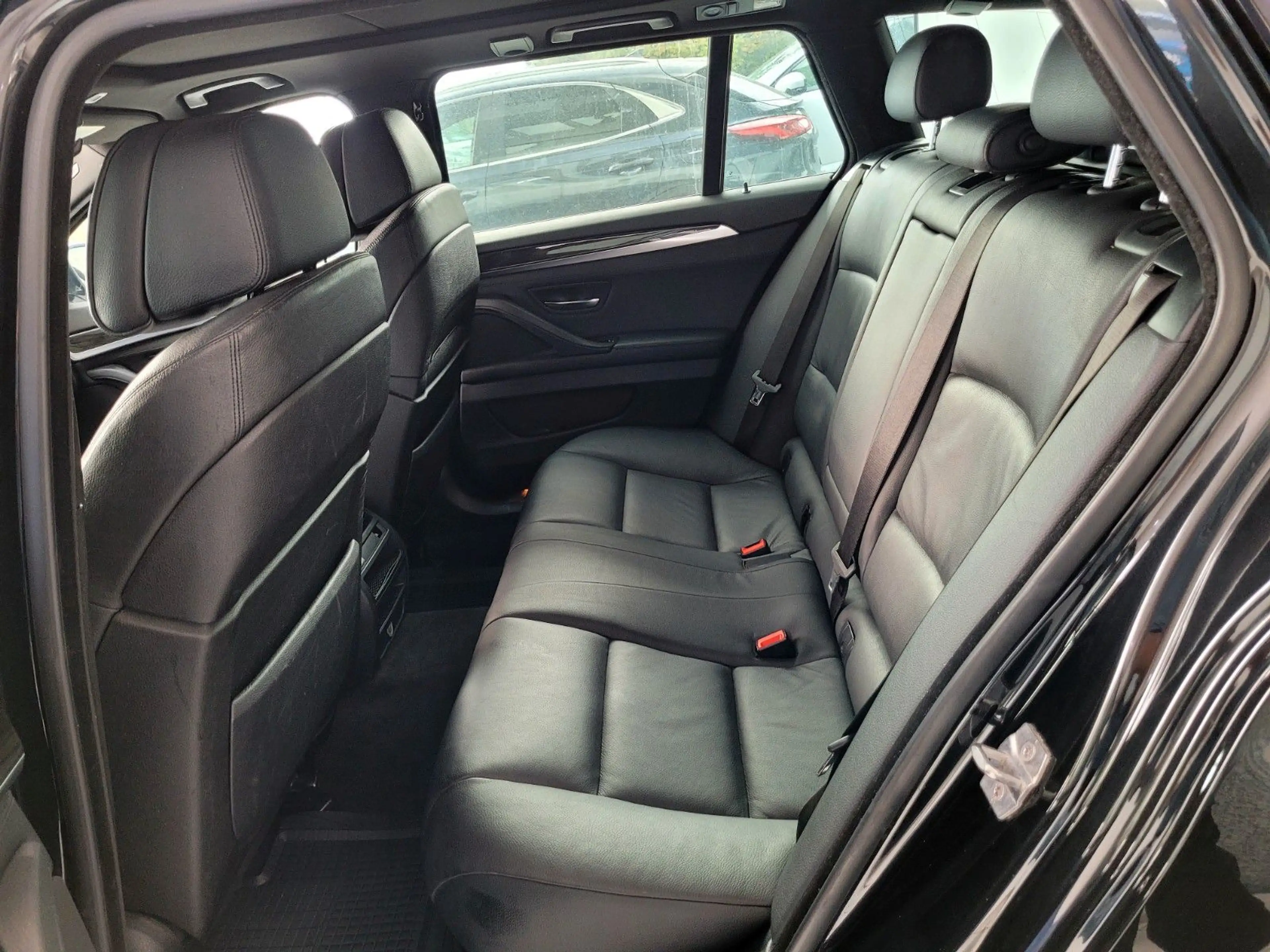 BMW 535 d SAG xDrive Komforts./HuD/Stdhzg./SoftClose — photo 23