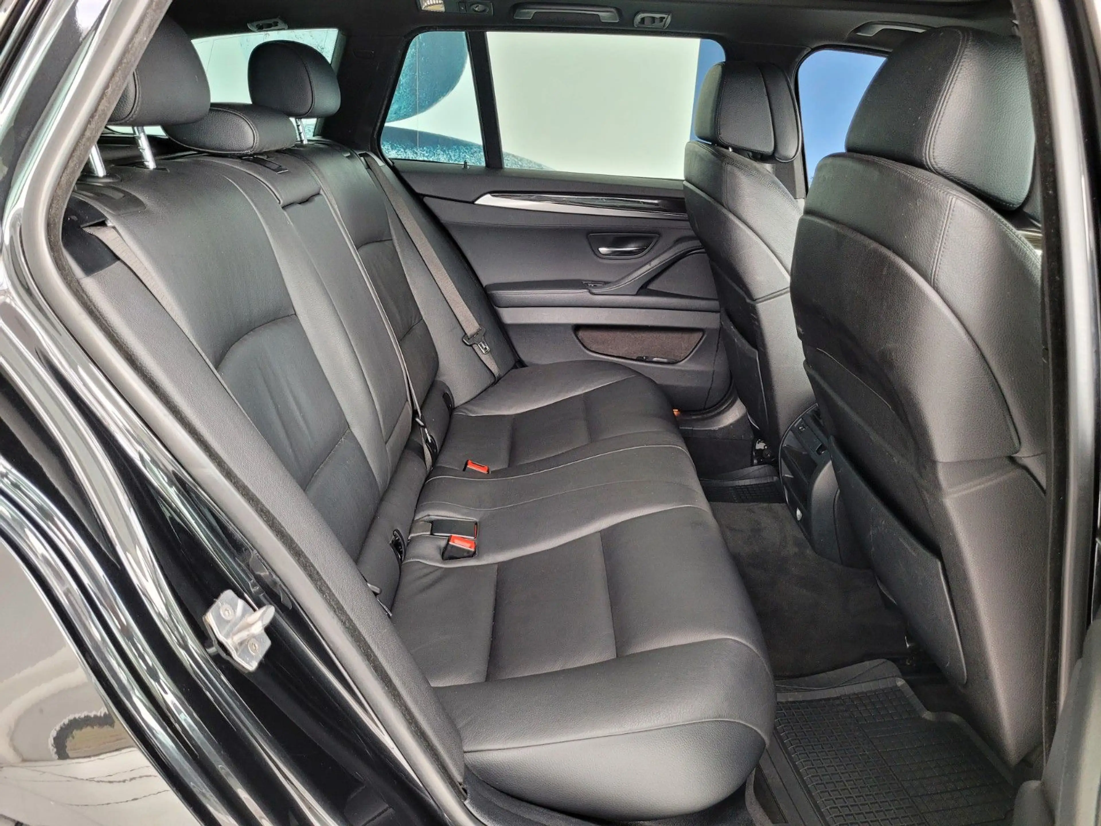 BMW 535 d SAG xDrive Komforts./HuD/Stdhzg./SoftClose — photo 24