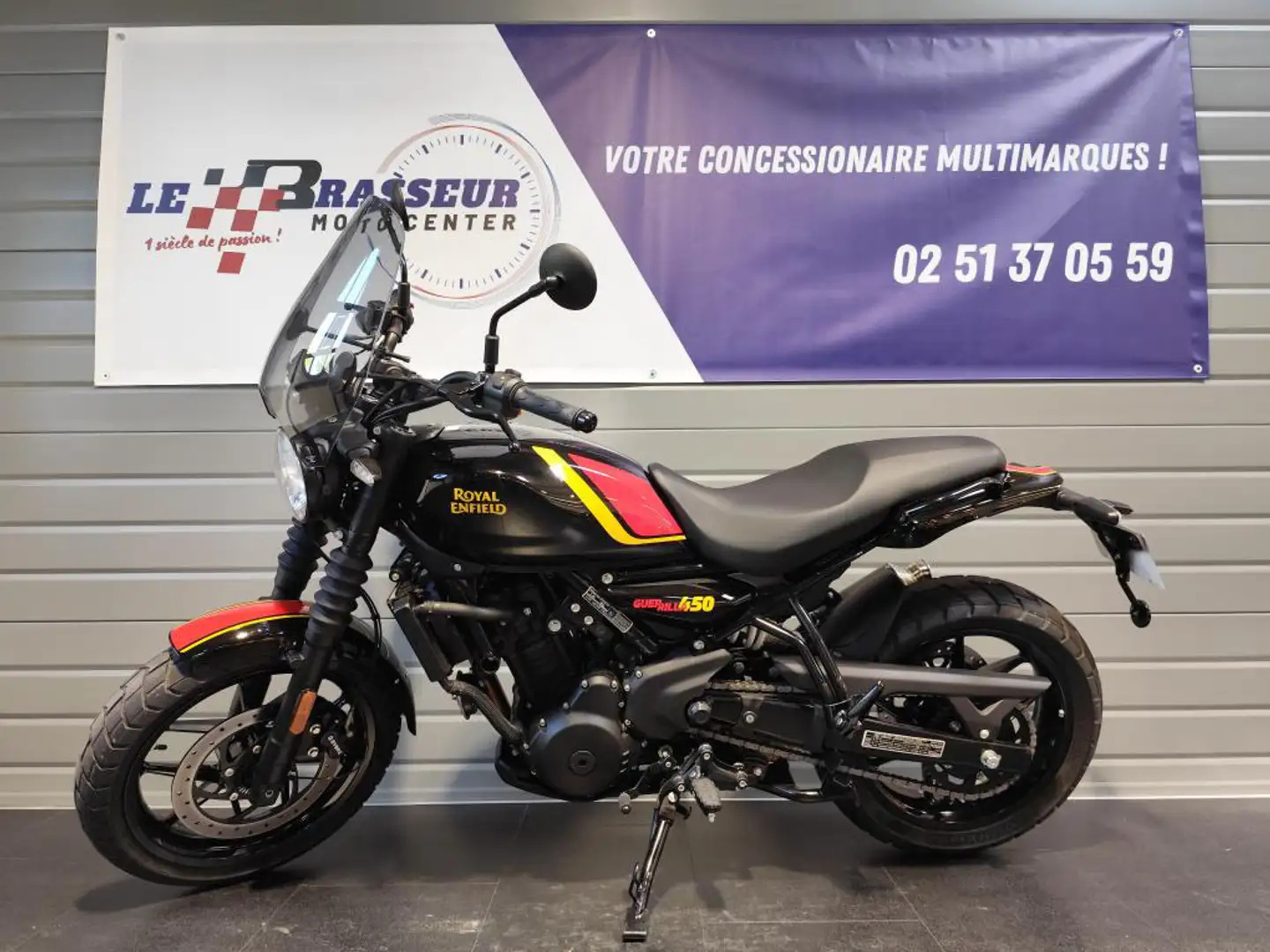 Royal Enfield Negru - 2