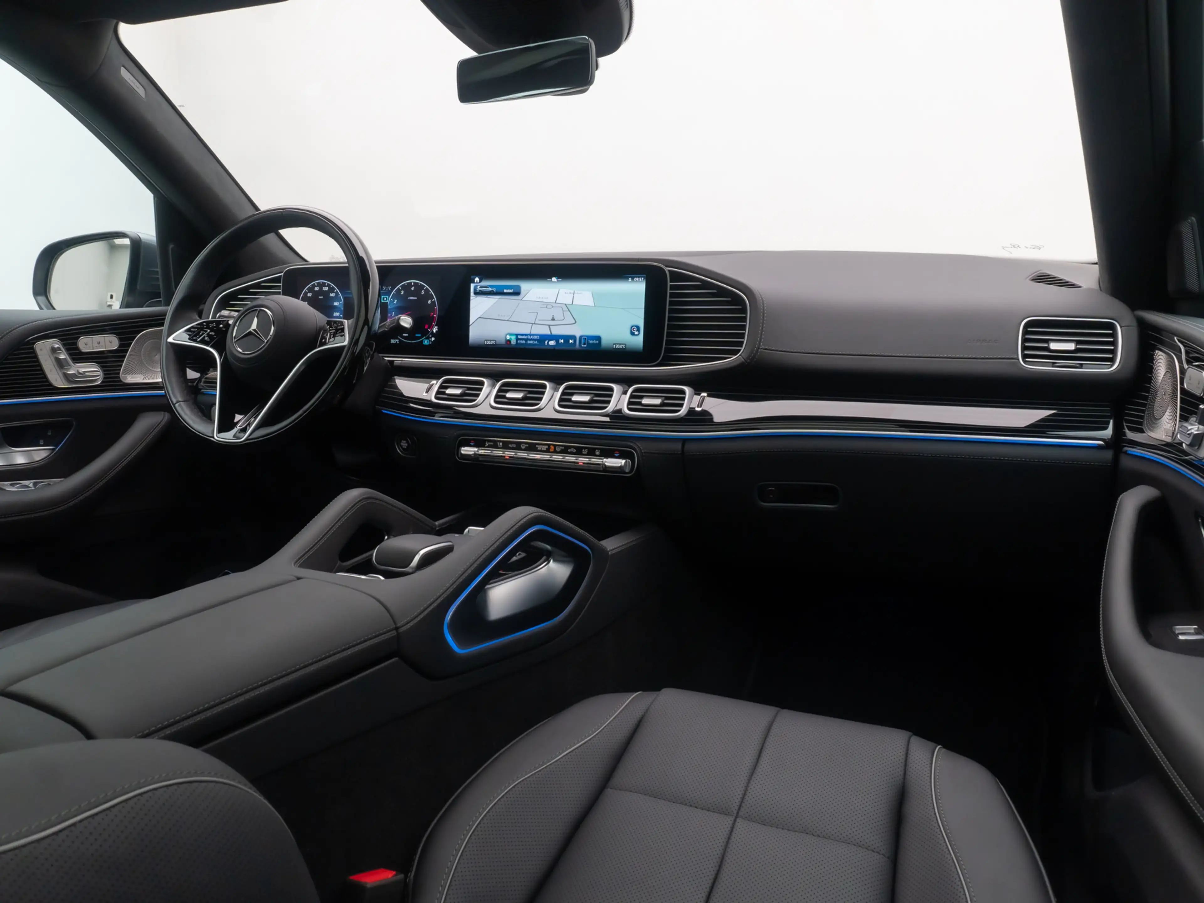 Mercedes-Benz GLS 580 4Matic Burmester AMG 22Zoll 7 Sitze Voll — photo 42