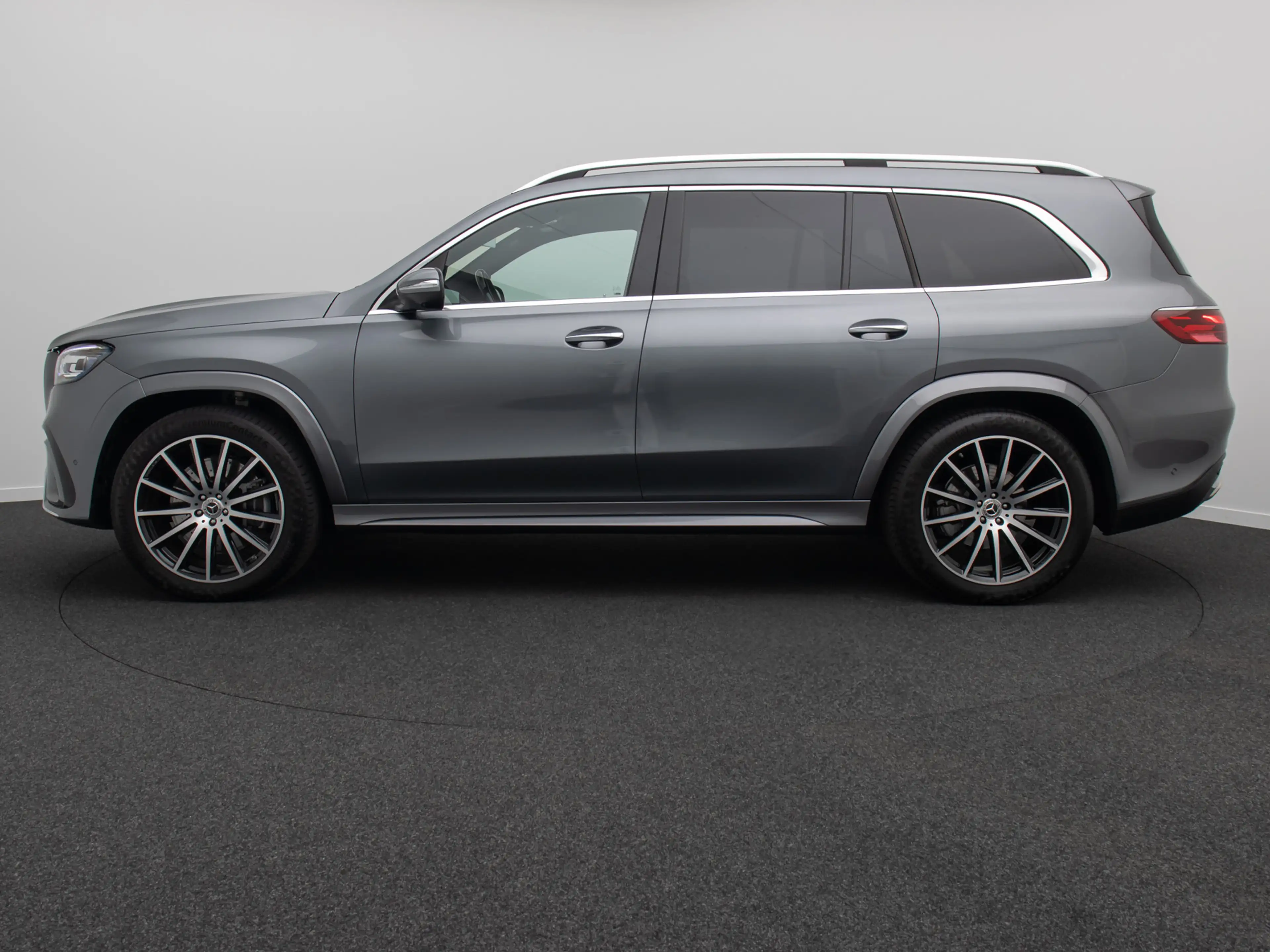 Mercedes-Benz GLS 580 4Matic Burmester AMG 22Zoll 7 Sitze Voll — photo 11