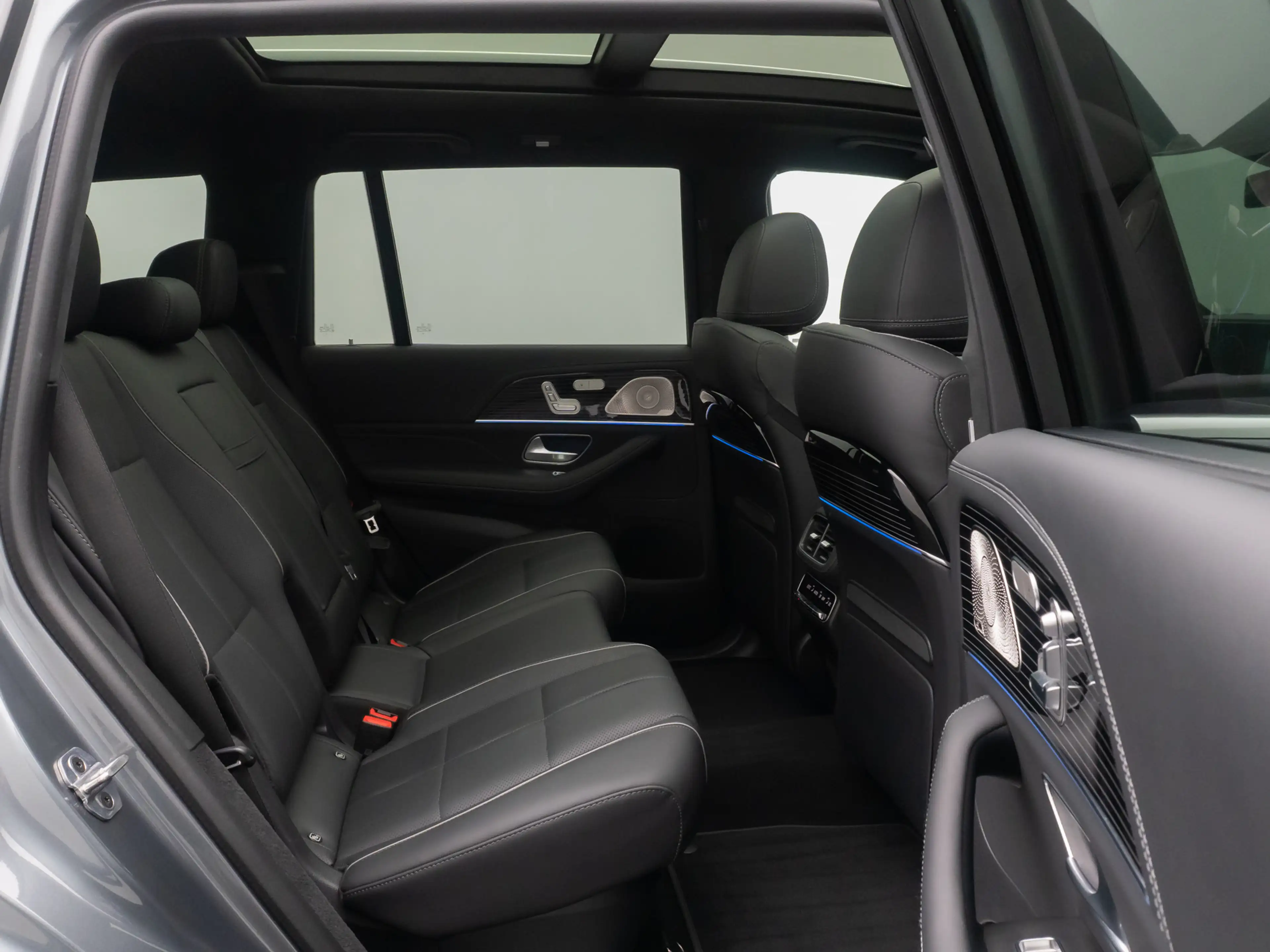Mercedes-Benz GLS 580 4Matic Burmester AMG 22Zoll 7 Sitze Voll — photo 27
