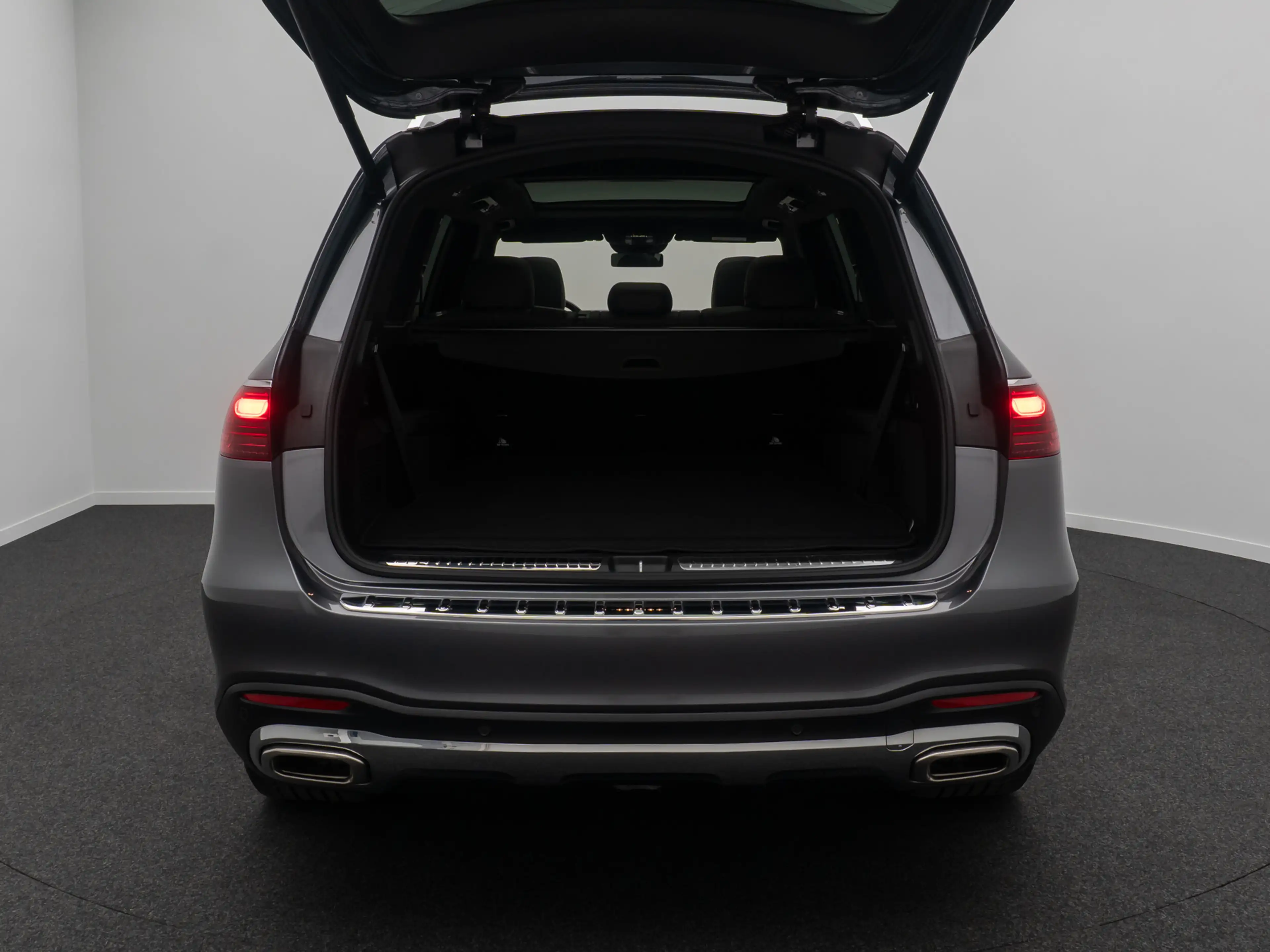 Mercedes-Benz GLS 580 4Matic Burmester AMG 22Zoll 7 Sitze Voll — photo 13