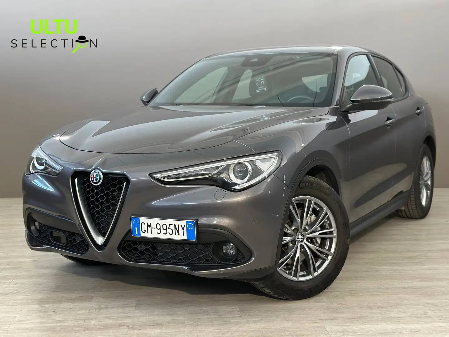 Alfa Romeo Stelvio 2.2 Super Business 160CV auto Grigio - 1