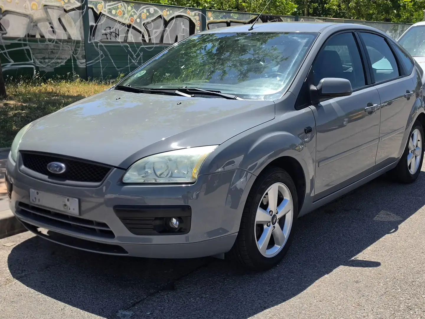 Ford Focus Focus 1.6 Trend Trend Gris - 1