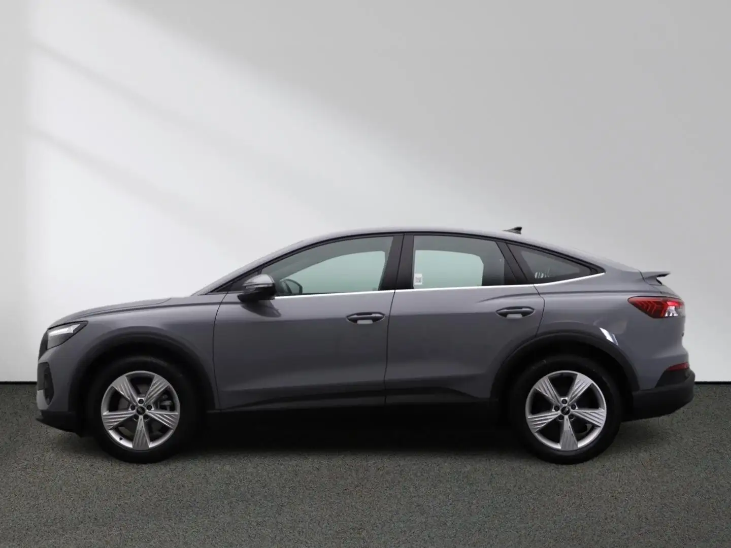 Audi Q4 e-tron Sportback 35 MMI LED DigitalesCockpit Gris - 2