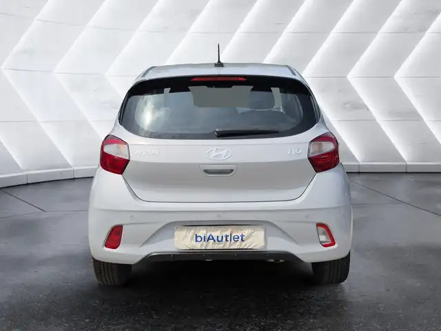 Hyundai I10 view 3
