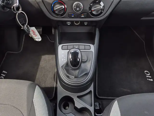 Hyundai I10 view 9