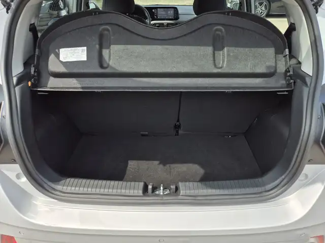 Hyundai I10 view 10