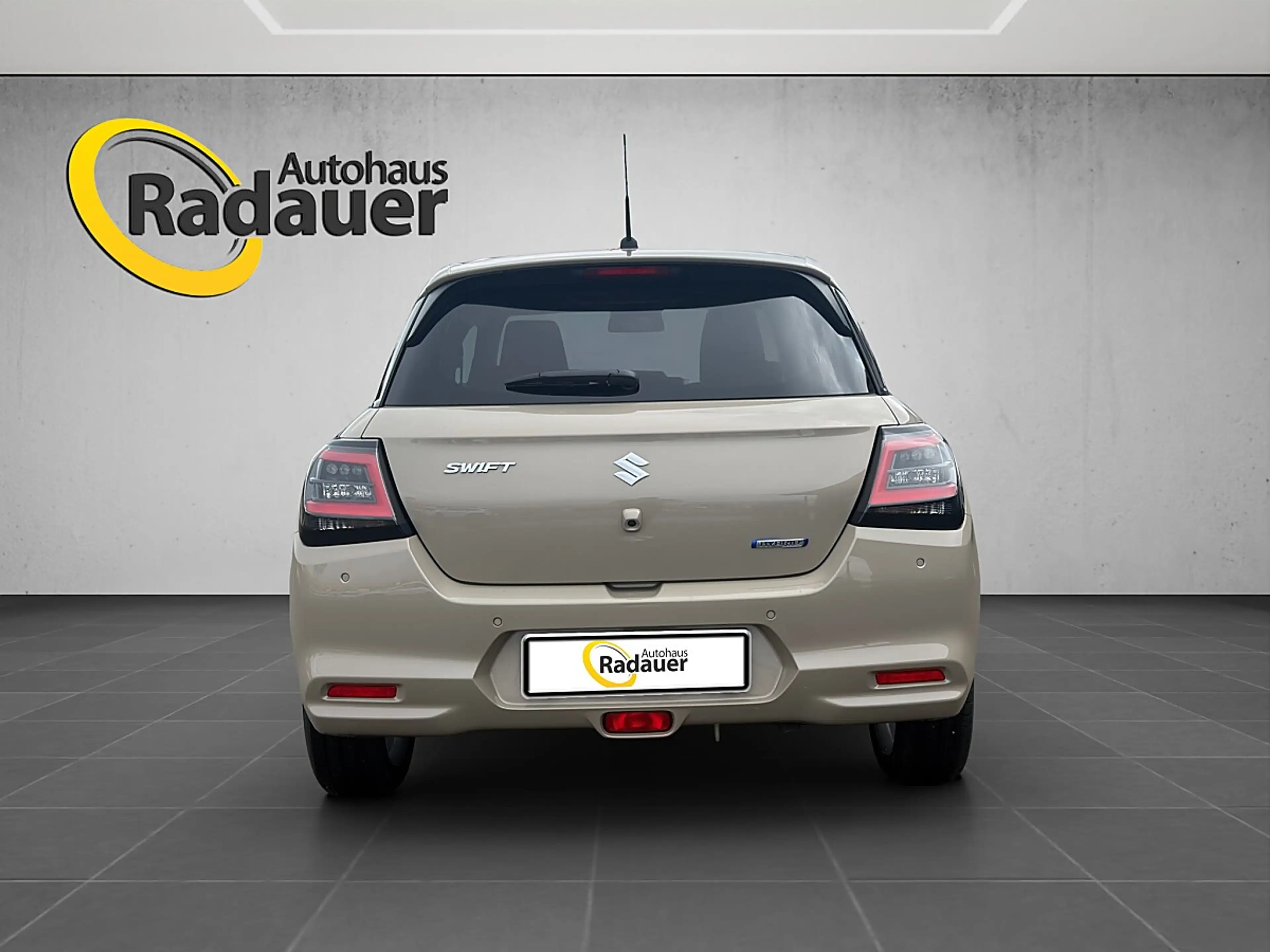 Suzuki Swift 1,2 Hybrid Shine CVT Aut. — photo 4