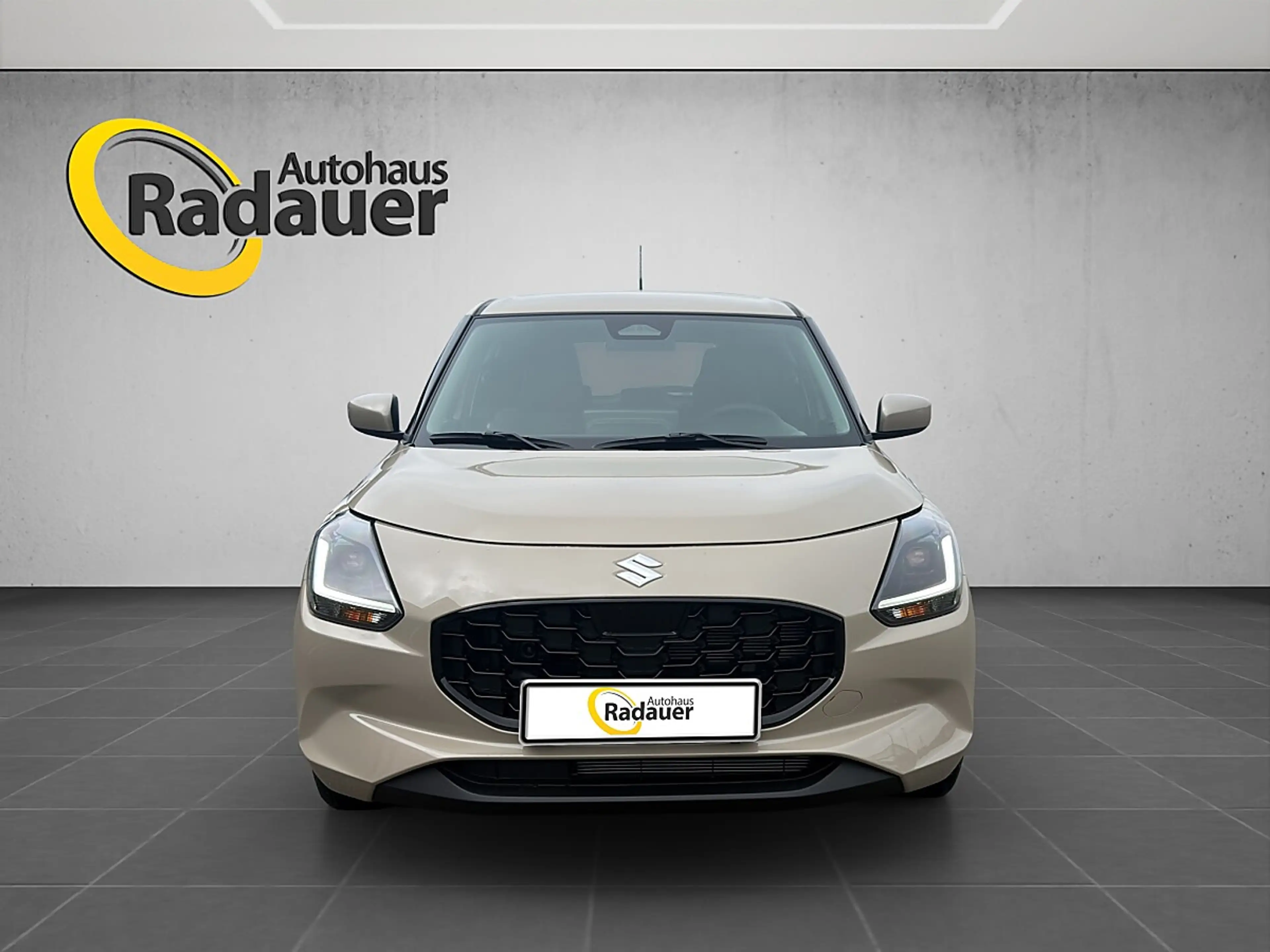 Suzuki Swift 1,2 Hybrid Shine CVT Aut. — photo 8