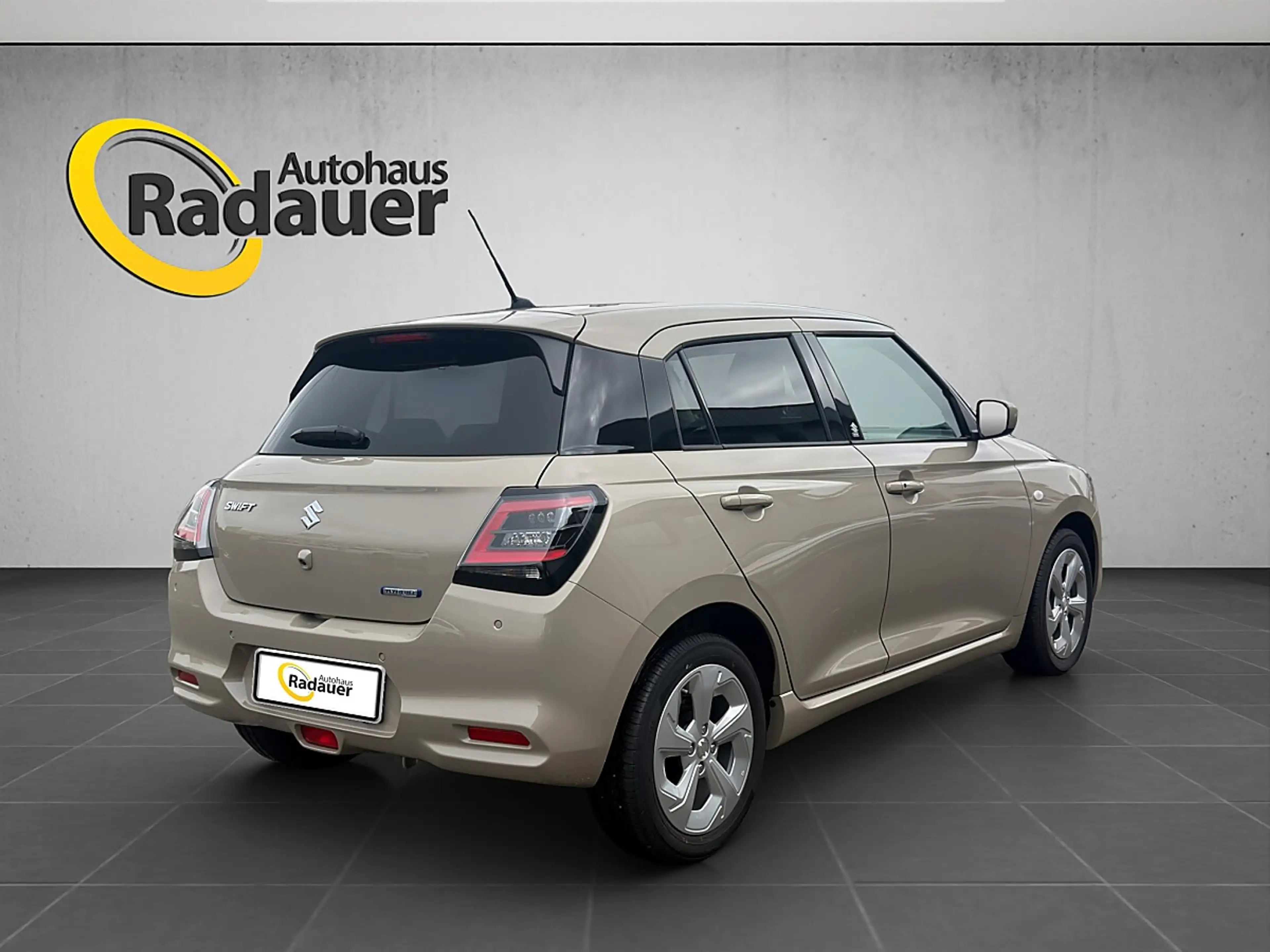 Suzuki Swift 1,2 Hybrid Shine CVT Aut. — photo 5