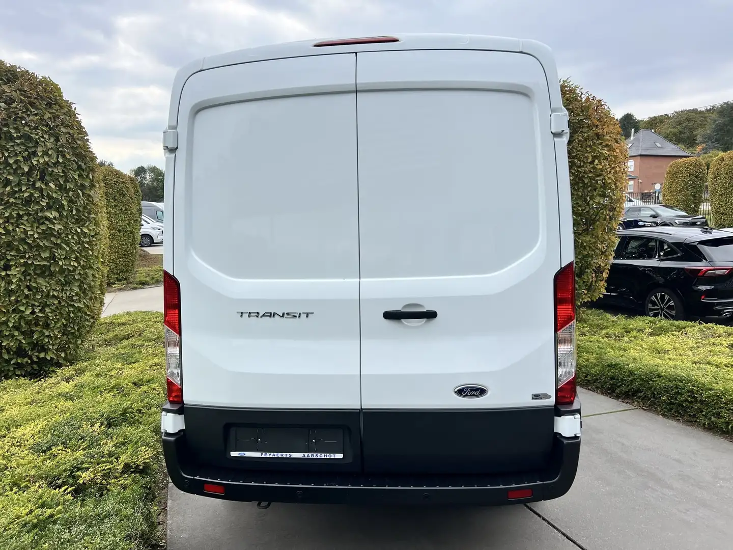 Ford Transit TREND / 350L / L3H2 / 130 PK Blanc - 2