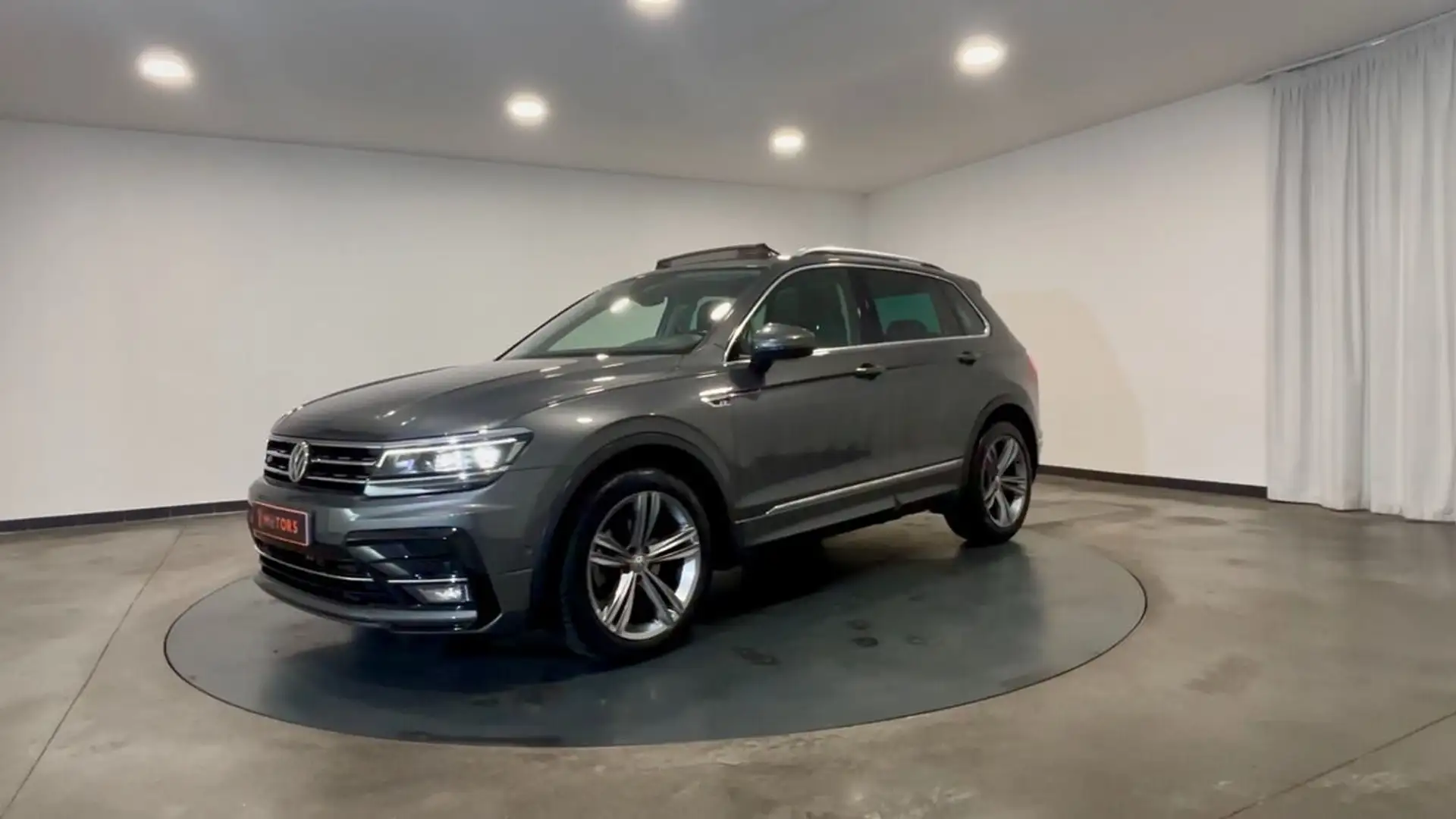 Volkswagen Tiguan 2.0 tdi 150 dsg carat Gris - 1