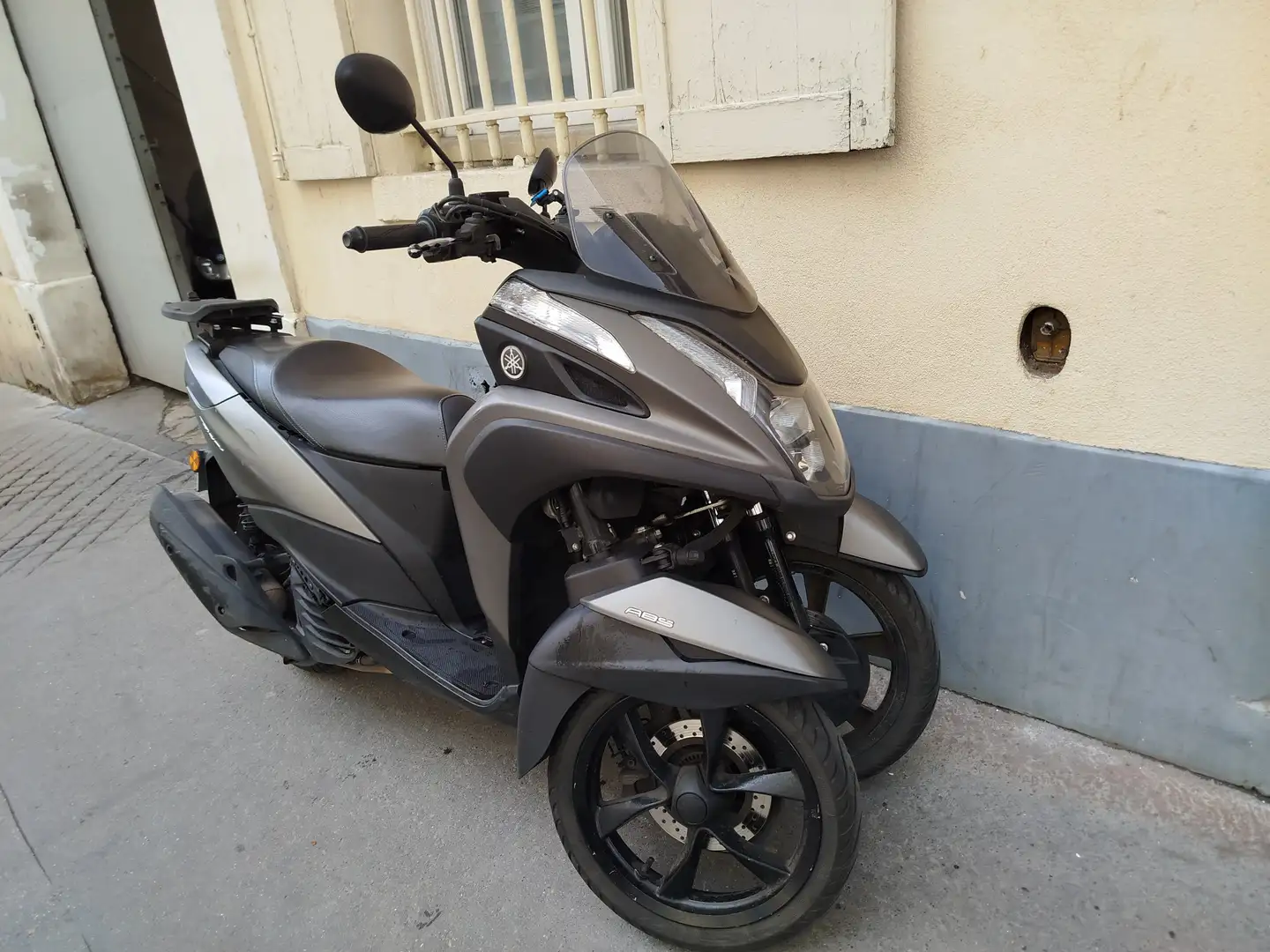 Yamaha TriCity - 1