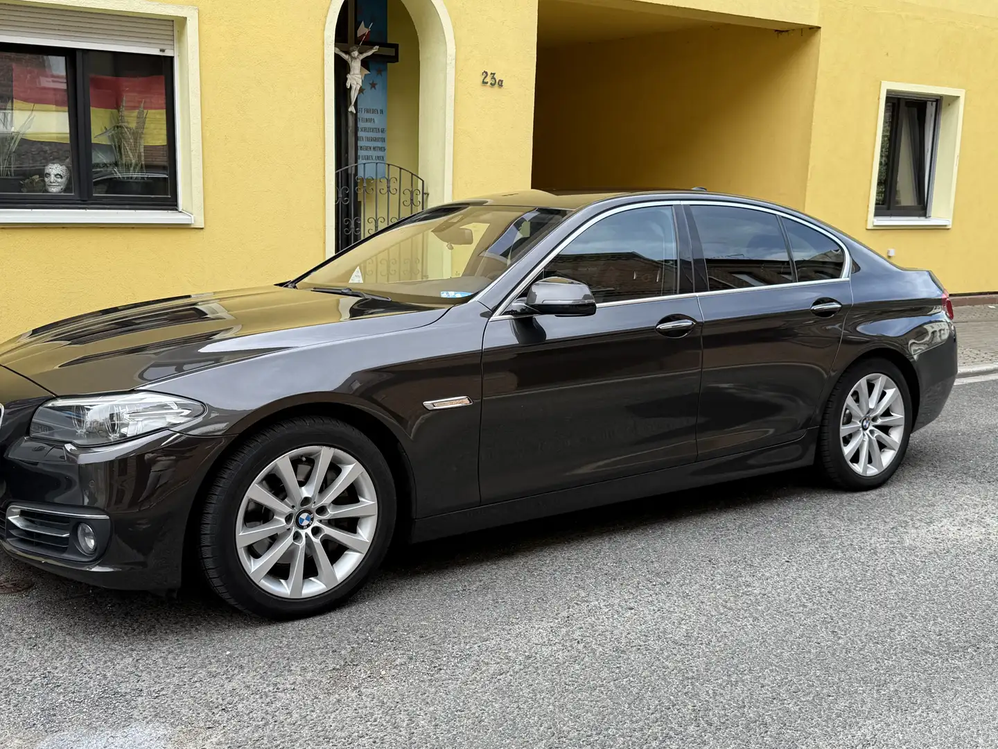 BMW 525 525d xDrive Sport-Aut. Luxury Line - 2