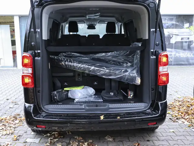 Toyota Proace view 10