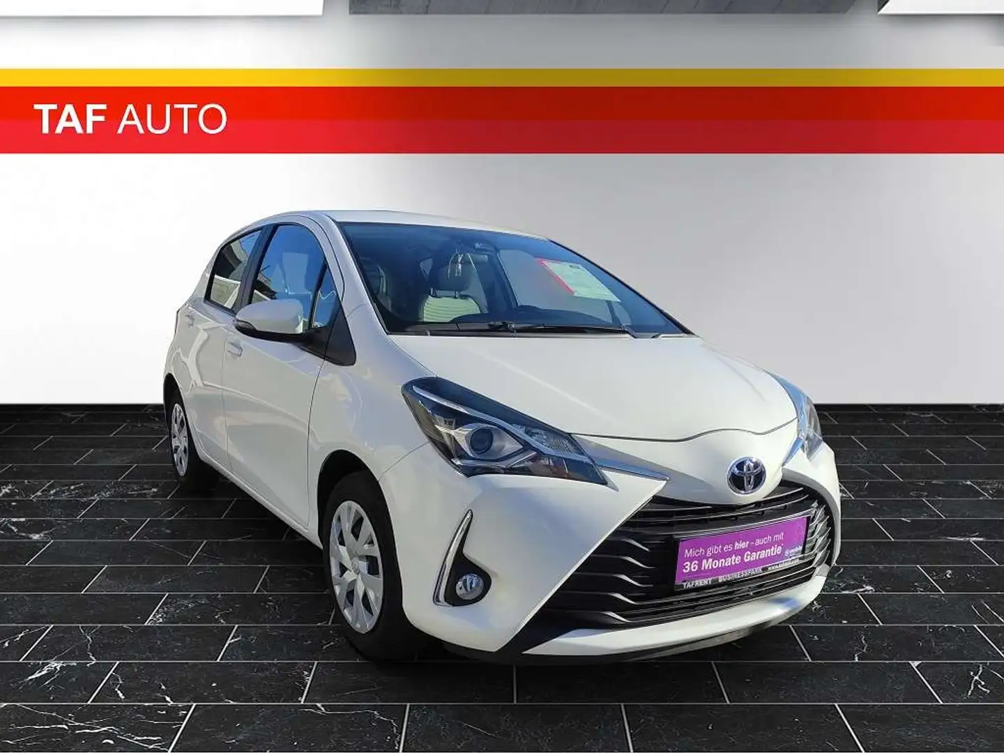 Toyota Yaris 1,0 VVT-i Active Weiß - 1