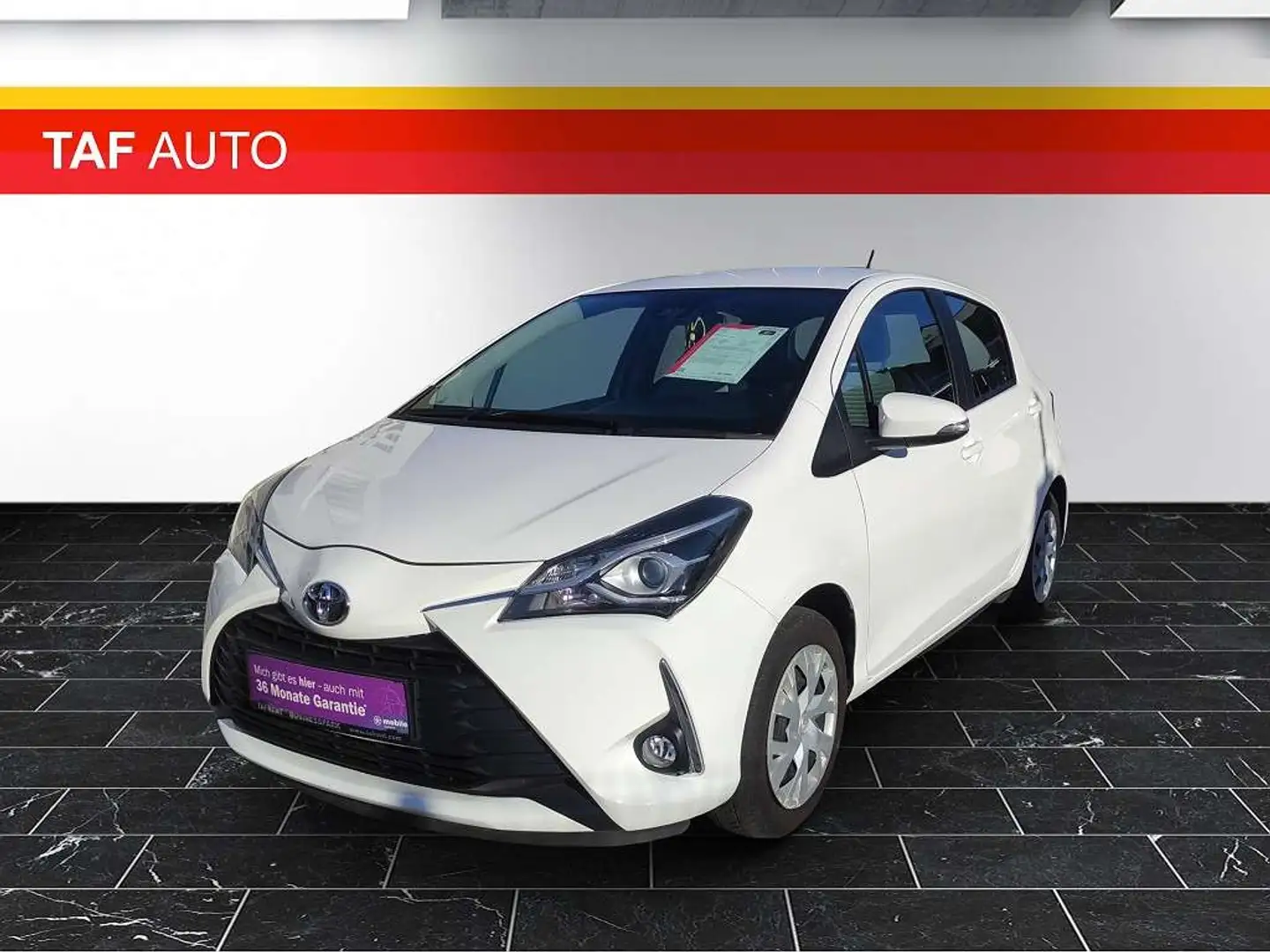 Toyota Yaris 1,0 VVT-i Active Weiß - 2