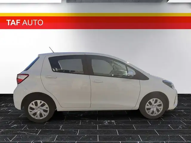 Toyota Yaris view 6
