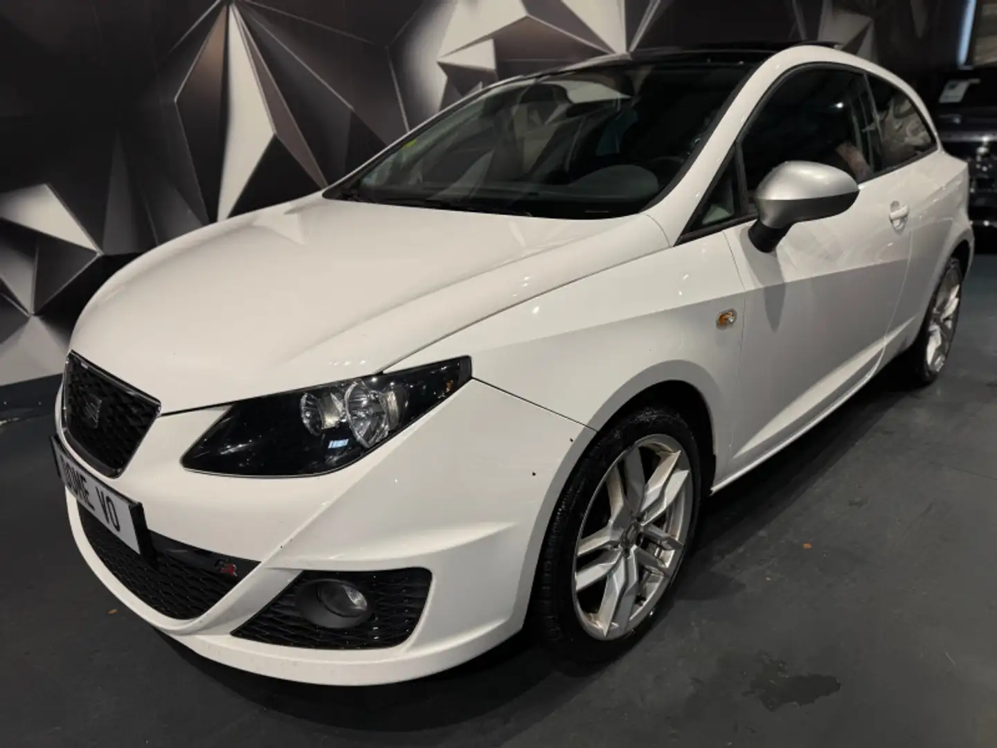 SEAT Ibiza 2.0 TDI FAP FR 3P Blanc - 1