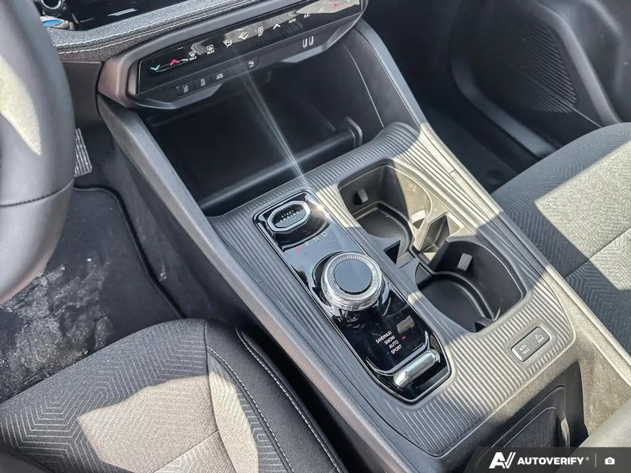 Jeep Cherokee снимка Jeep Cherokee