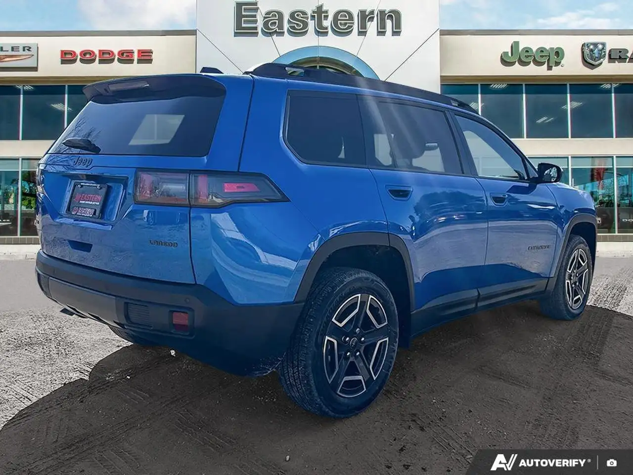 Jeep Cherokee снимка Jeep Cherokee