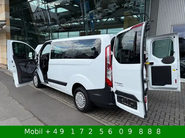 Ford Transit Custom view 8