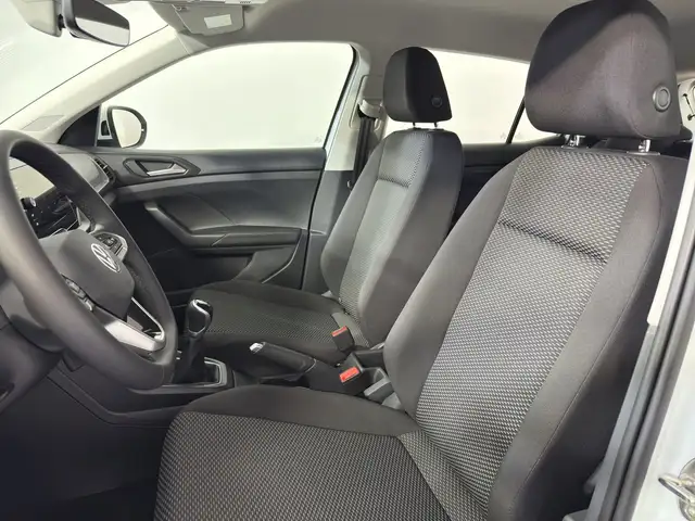 Volkswagen T-Cross view 13