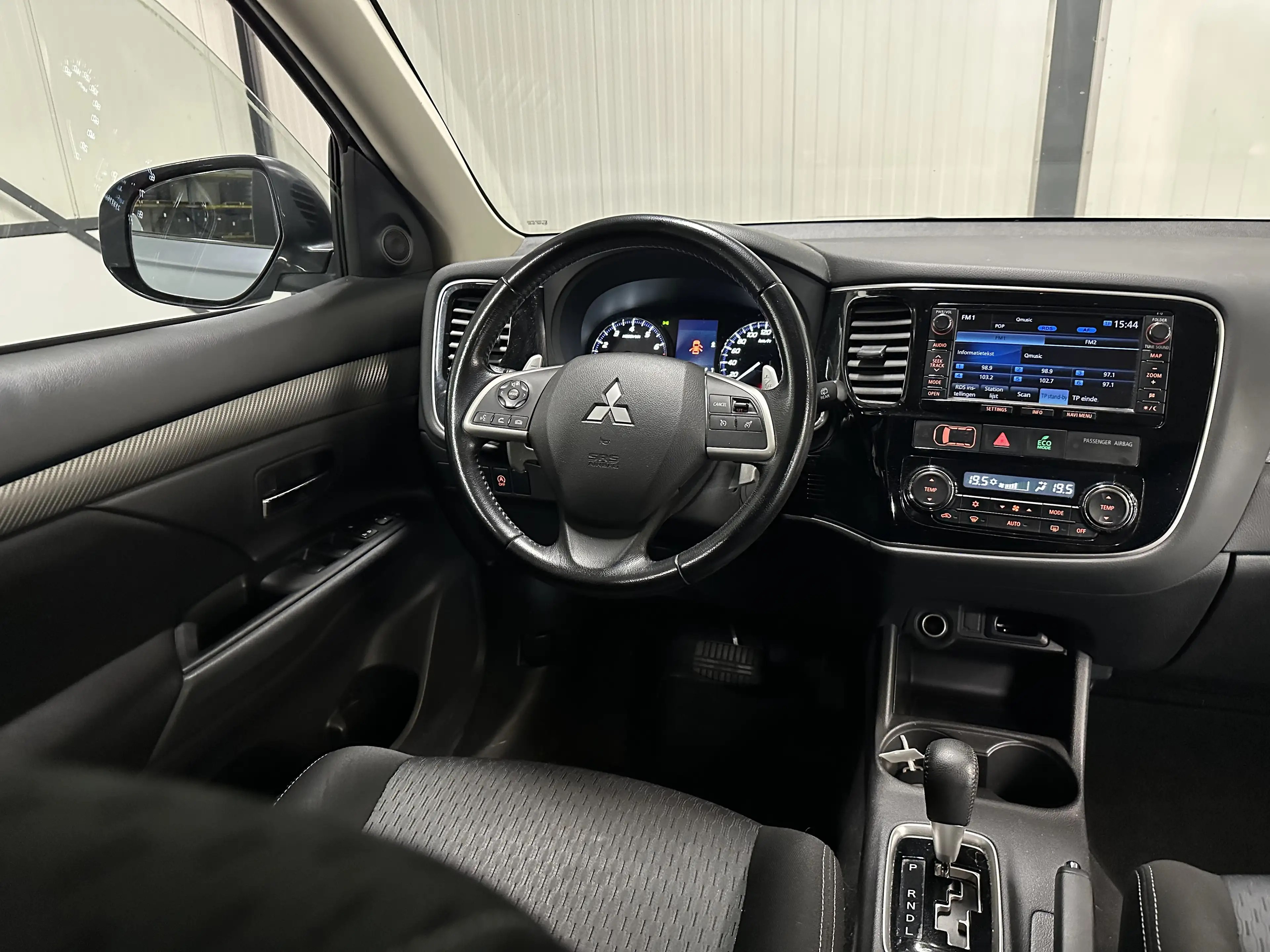 Mitsubishi Outlander 2.0 Aut | Business Edition 7-Pers | Navi | Camera — photo 3