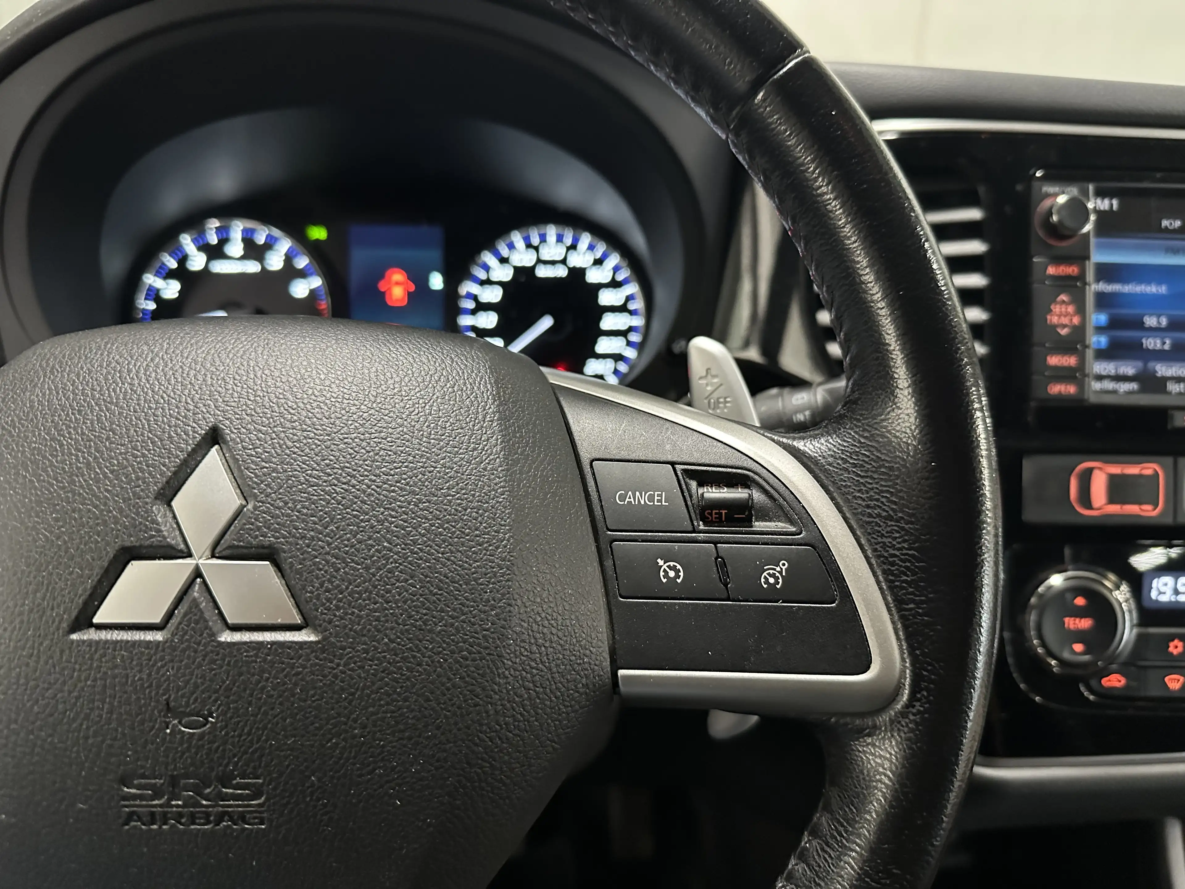 Mitsubishi Outlander 2.0 Aut | Business Edition 7-Pers | Navi | Camera — photo 13