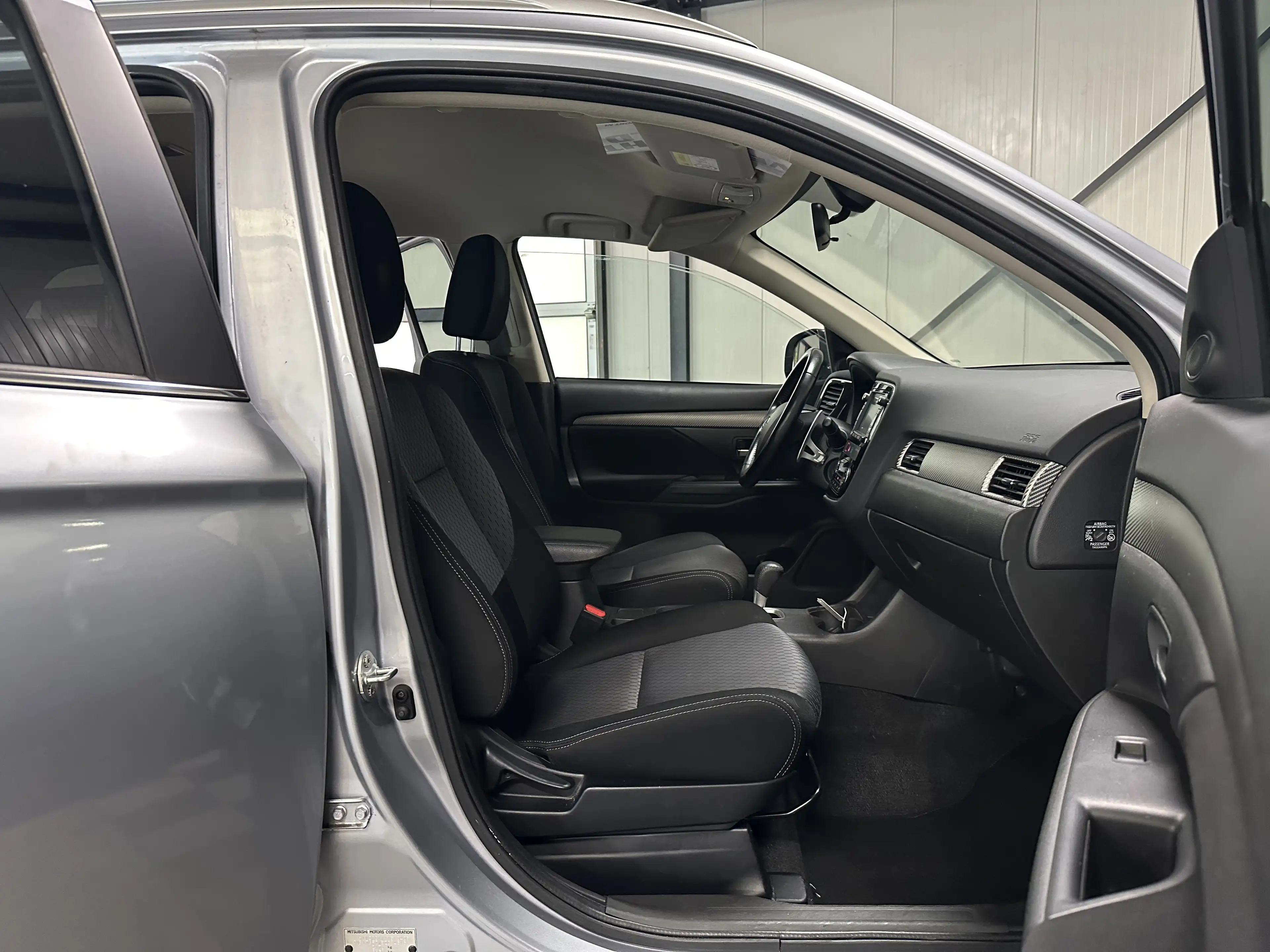 Mitsubishi Outlander 2.0 Aut | Business Edition 7-Pers | Navi | Camera — photo 4