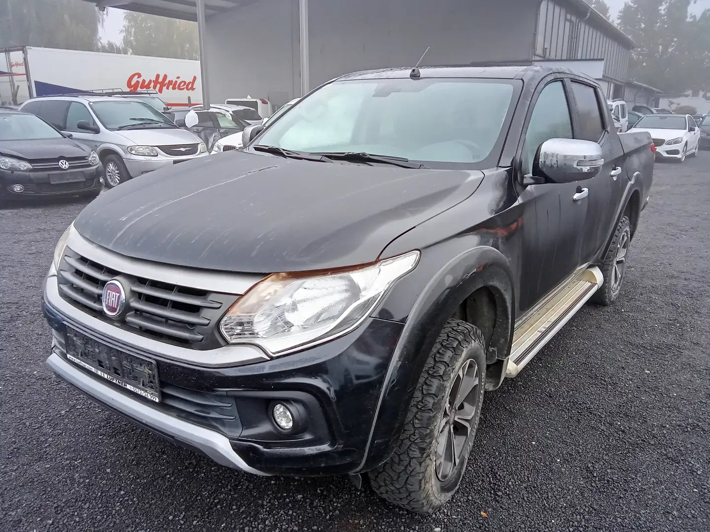 Fiat Fullback Double Cab LX Basis 4x4 Schwarz - 1