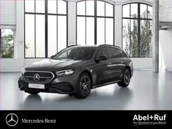 Mercedes-Benz E 220 d T AMG+NIGHT+Pano+Ambi+Kamera+LrHz+AHK
