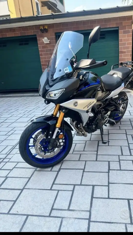 Yamaha Tracer 900
