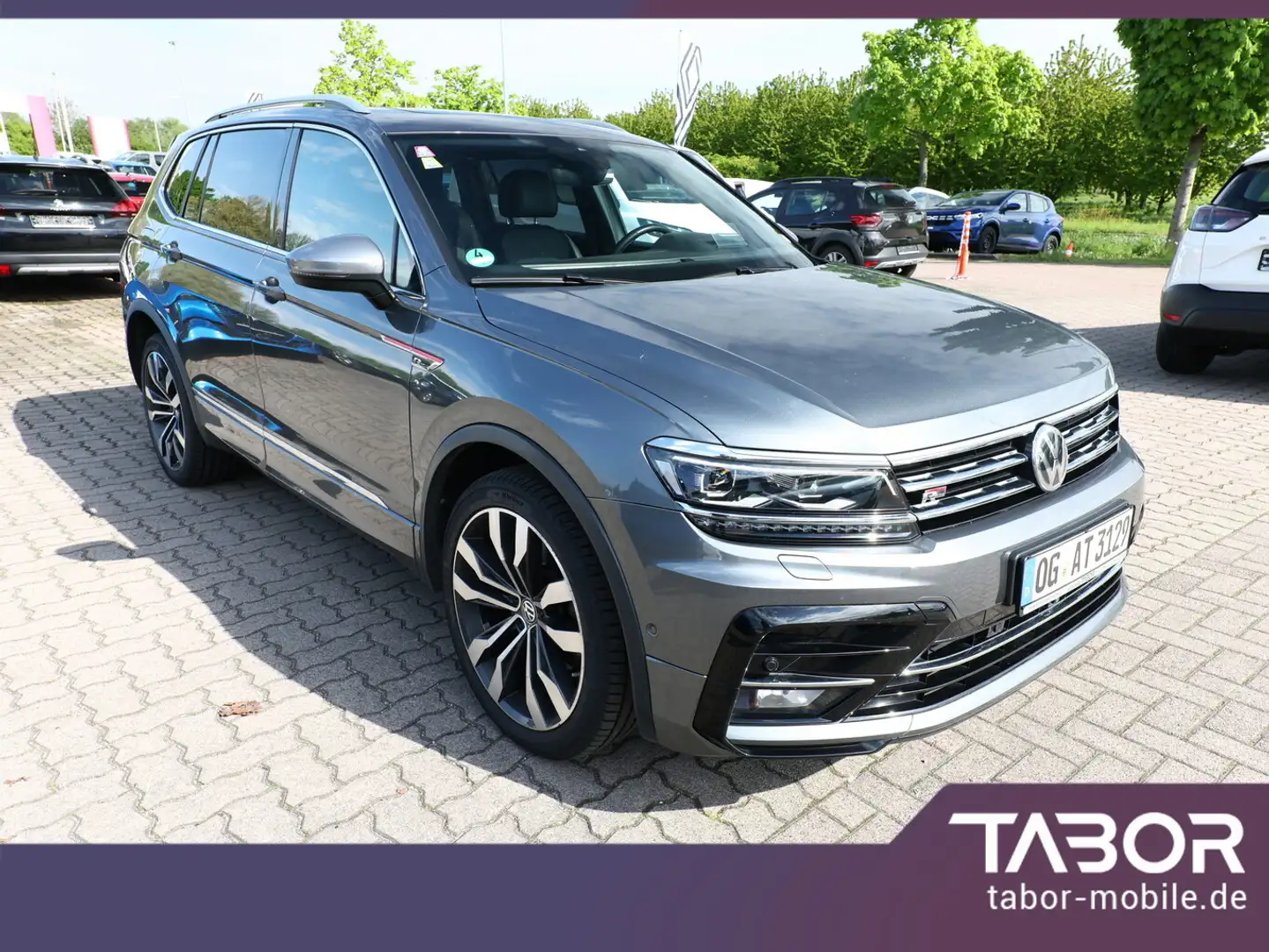 Volkswagen Tiguan Allspace Allspace 2.0 TDI 240 4x4 DSG R-Line PanoD Grau - 2