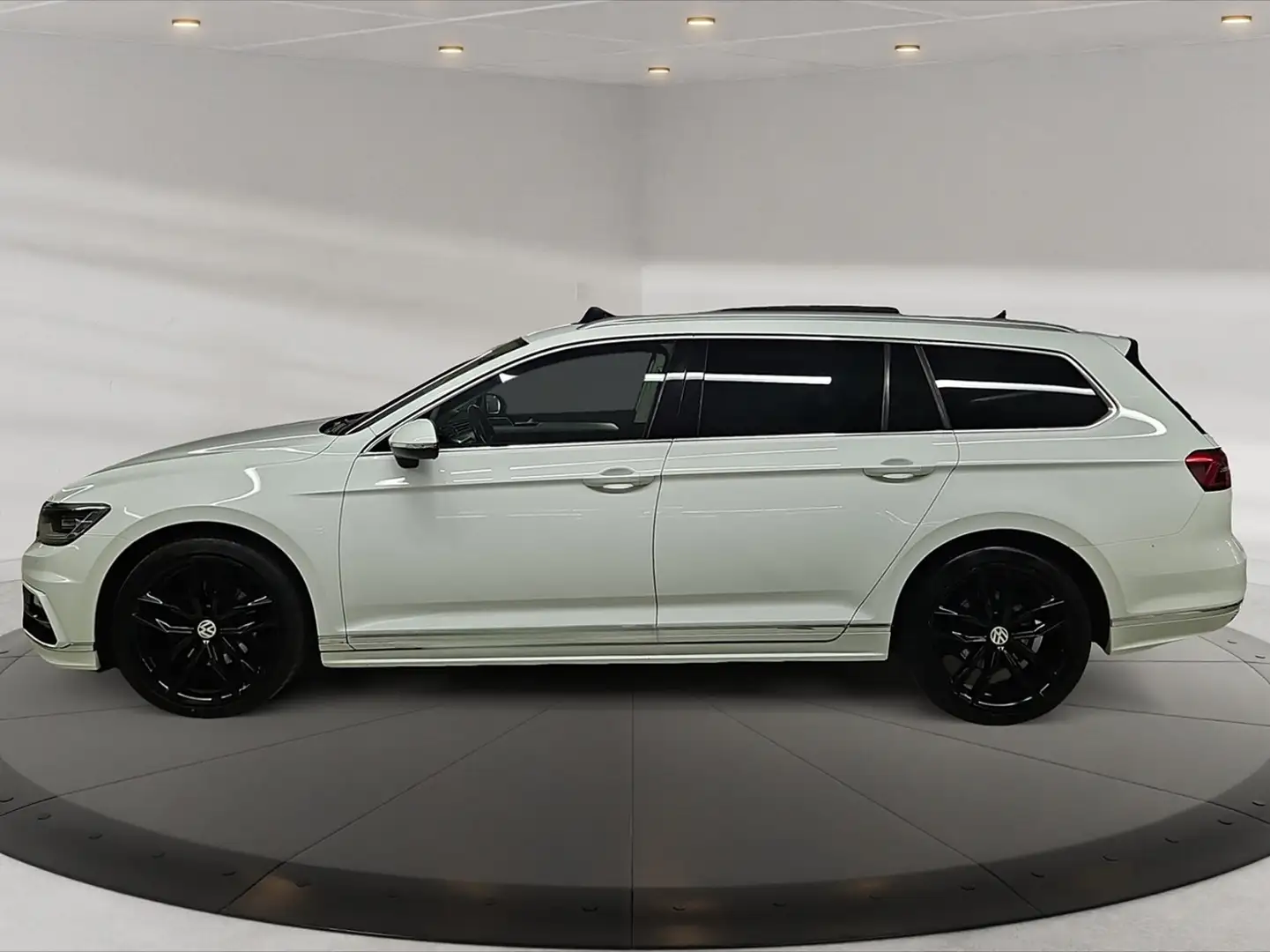 Volkswagen Passat Variant 2.0 TDI * R-LINE * PANO * VIRTUAL * ACC * LED * Weiß - 2