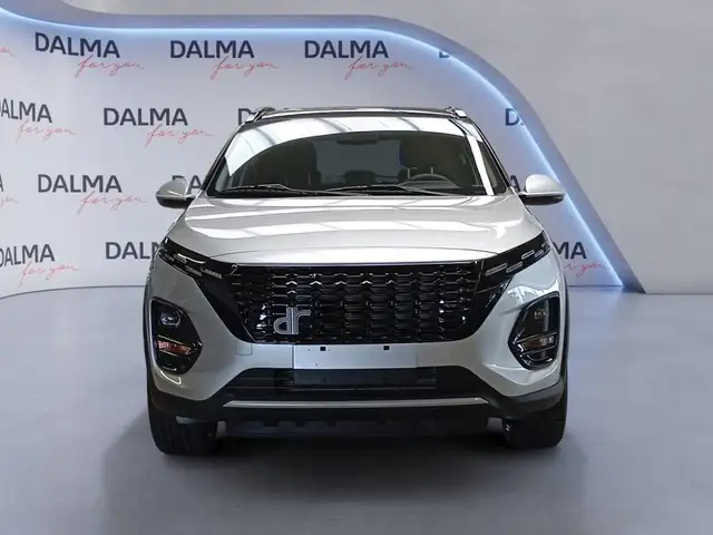 DR Automobiles DR3 view 8