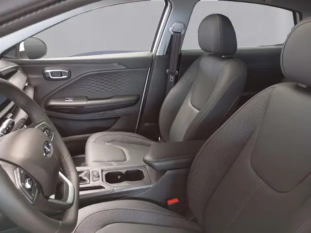 DR Automobiles DR3 view 10