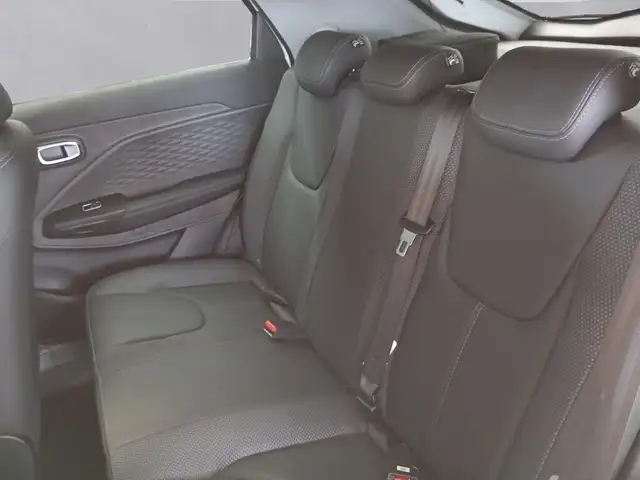 DR Automobiles DR3 view 13
