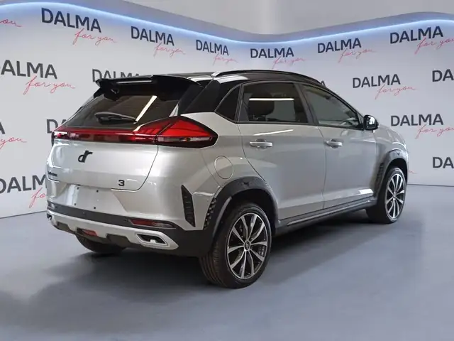 DR Automobiles DR3 view 5