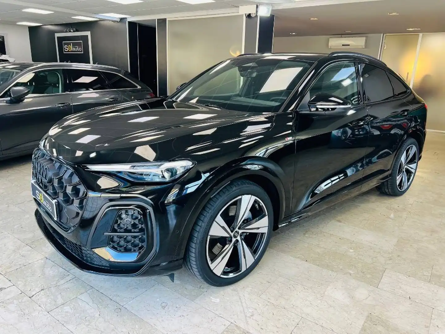 Audi Q5 2.0 tdi mhev+ Launch Edition One quattro 204cv s-tronic Nero - 2