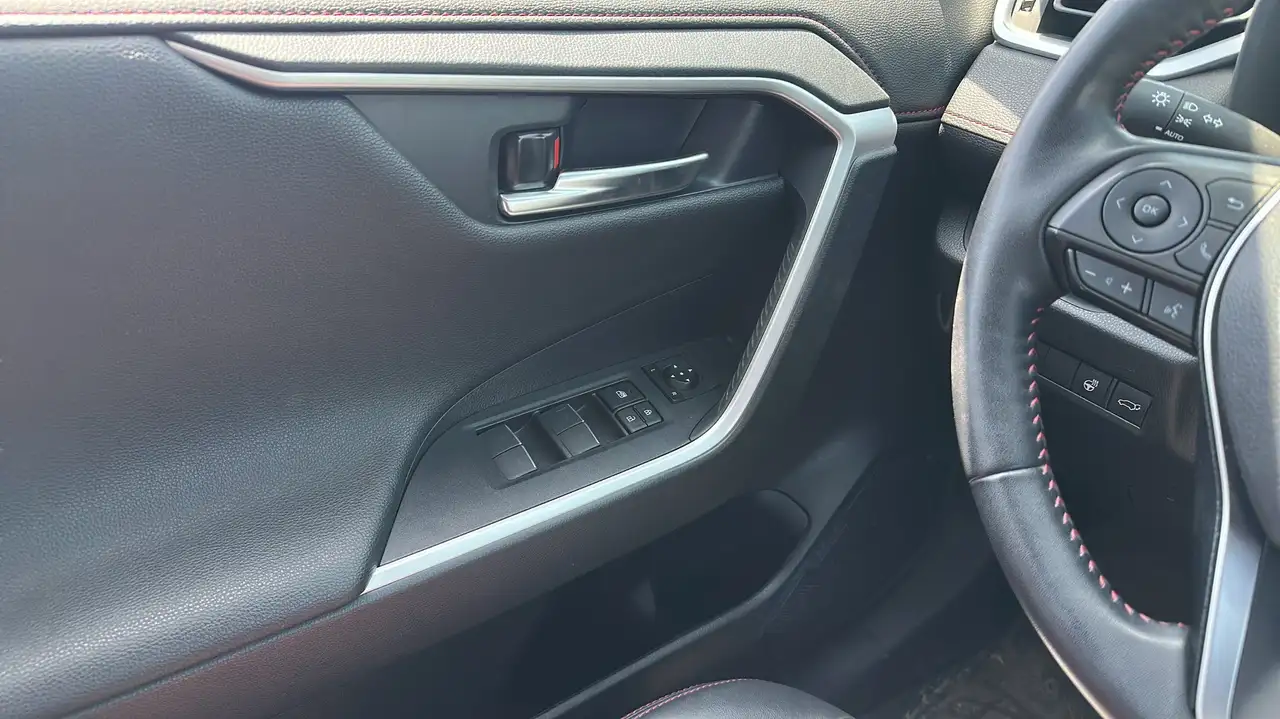 Toyota RAV 4 Prime снимка Toyota RAV 4 Prime