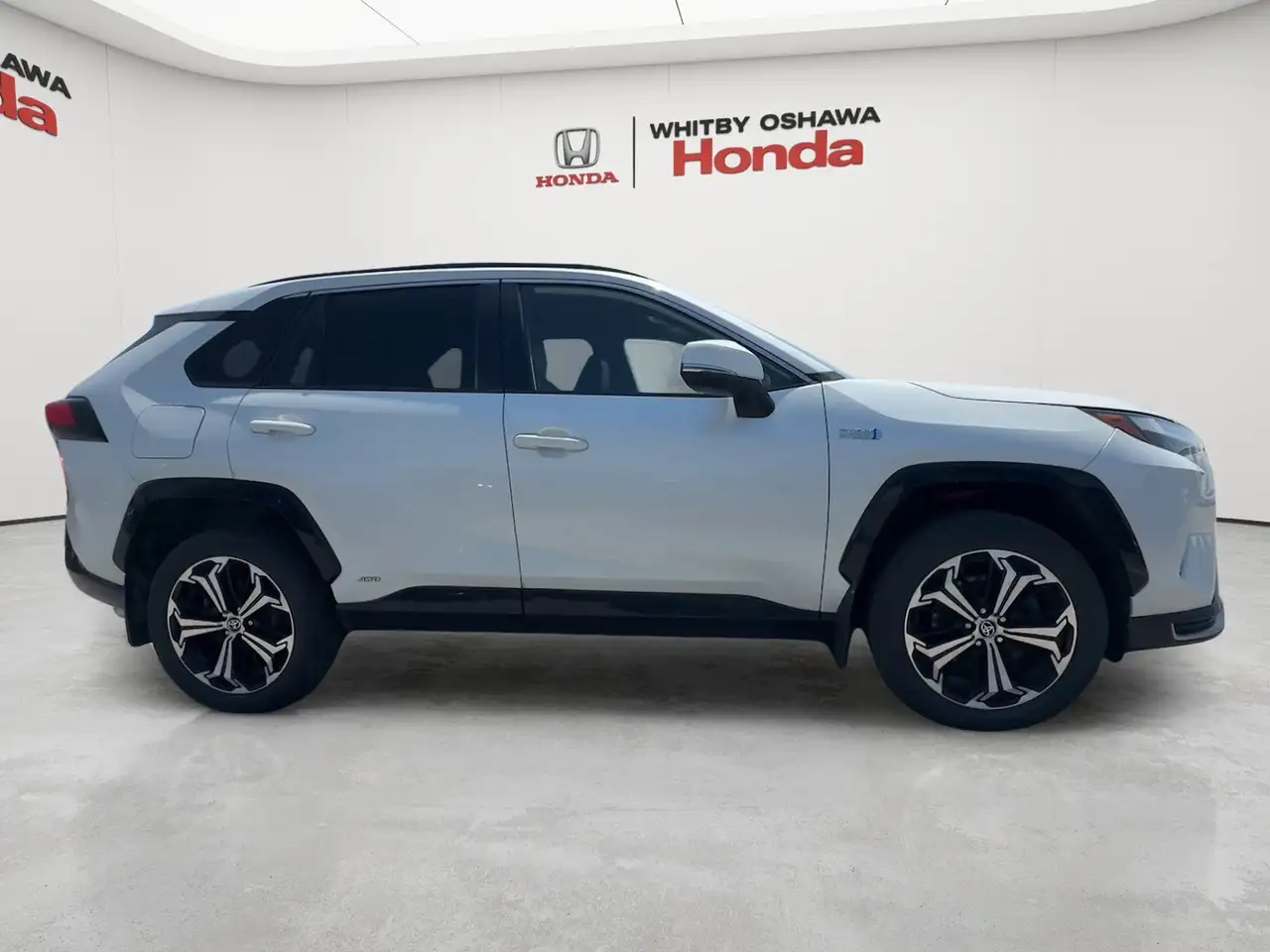 Toyota RAV 4 Prime снимка Toyota RAV 4 Prime