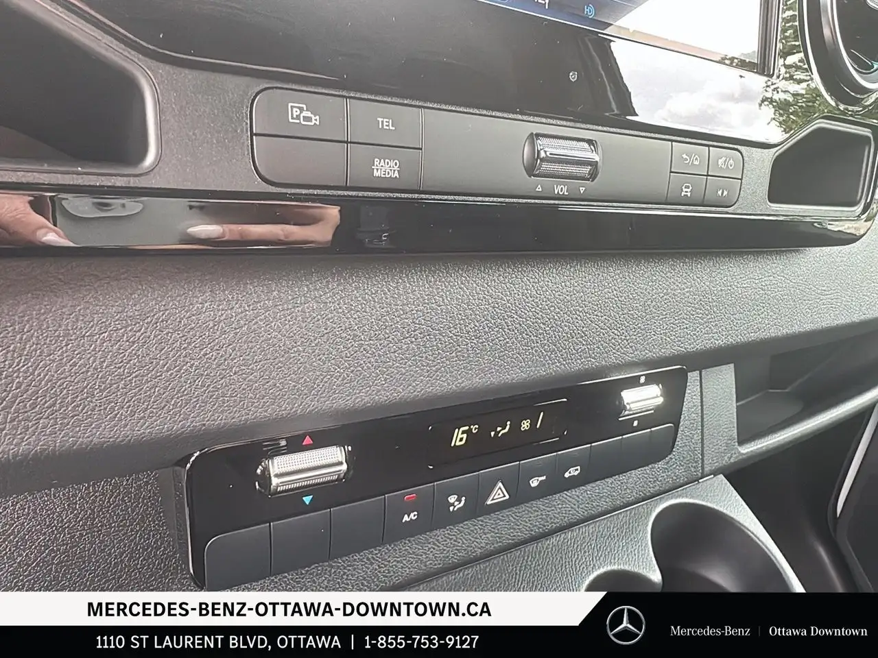 Mercedes-Benz Sprinter photo Mercedes-Benz Sprinter