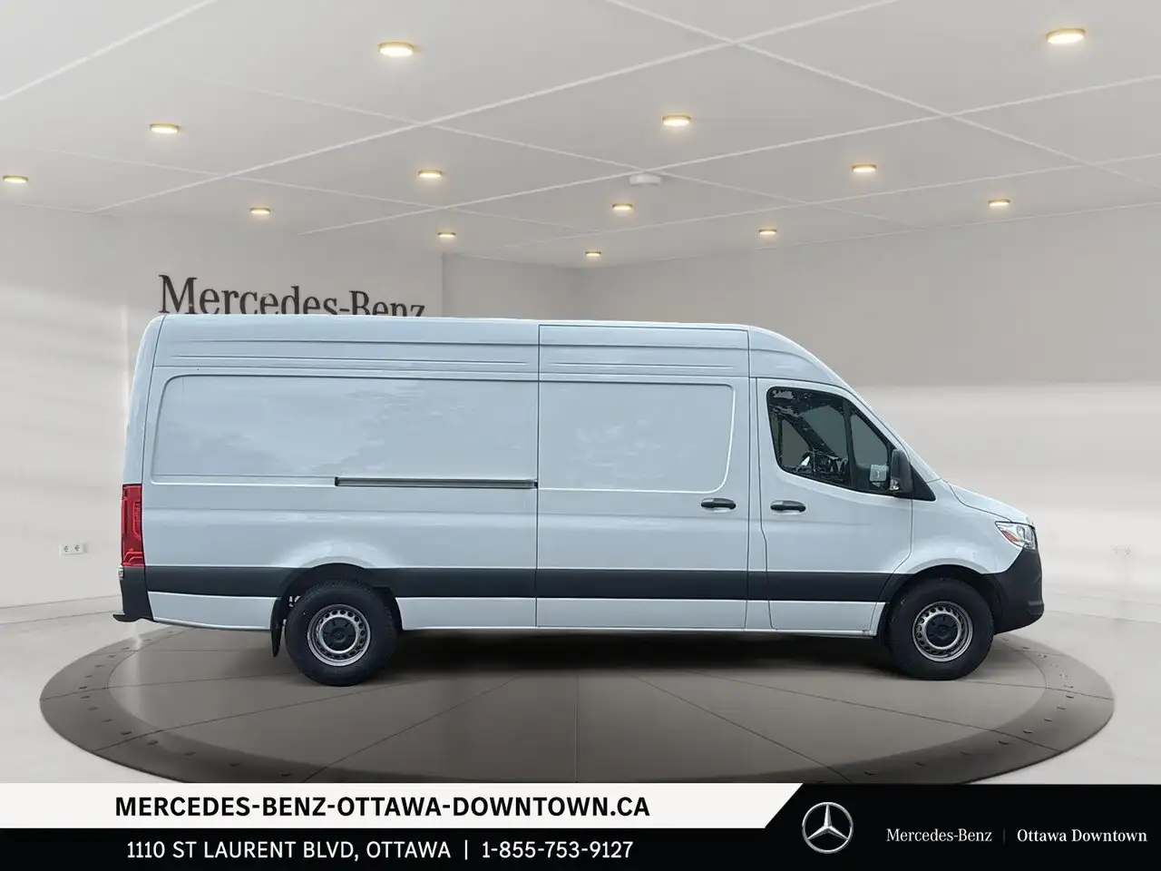 Mercedes-Benz Sprinter photo Mercedes-Benz Sprinter