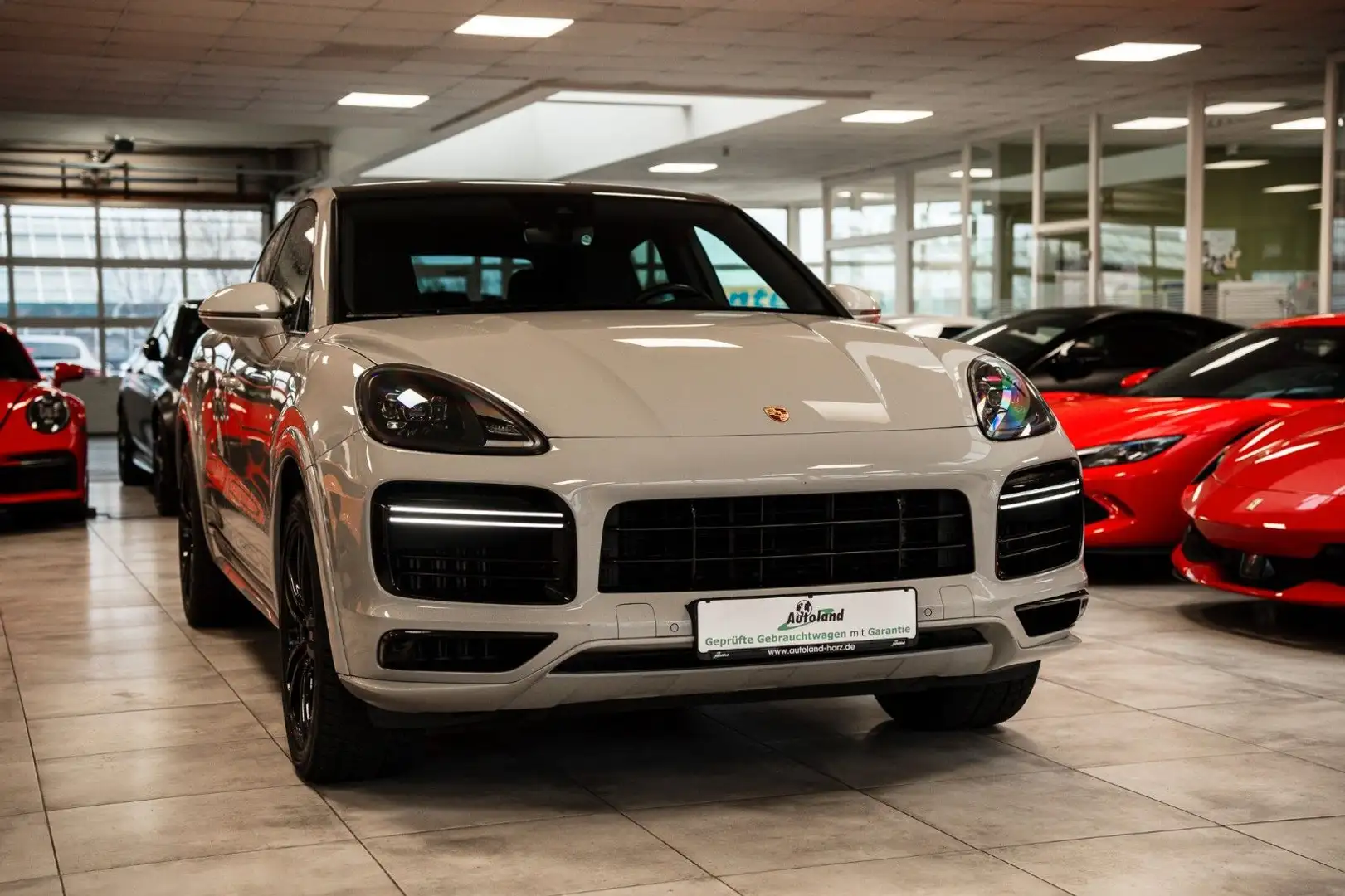 Porsche Cayenne Coupe Turbo*Standhz*AHK*Sp.Design*Carbon Grigio - 1